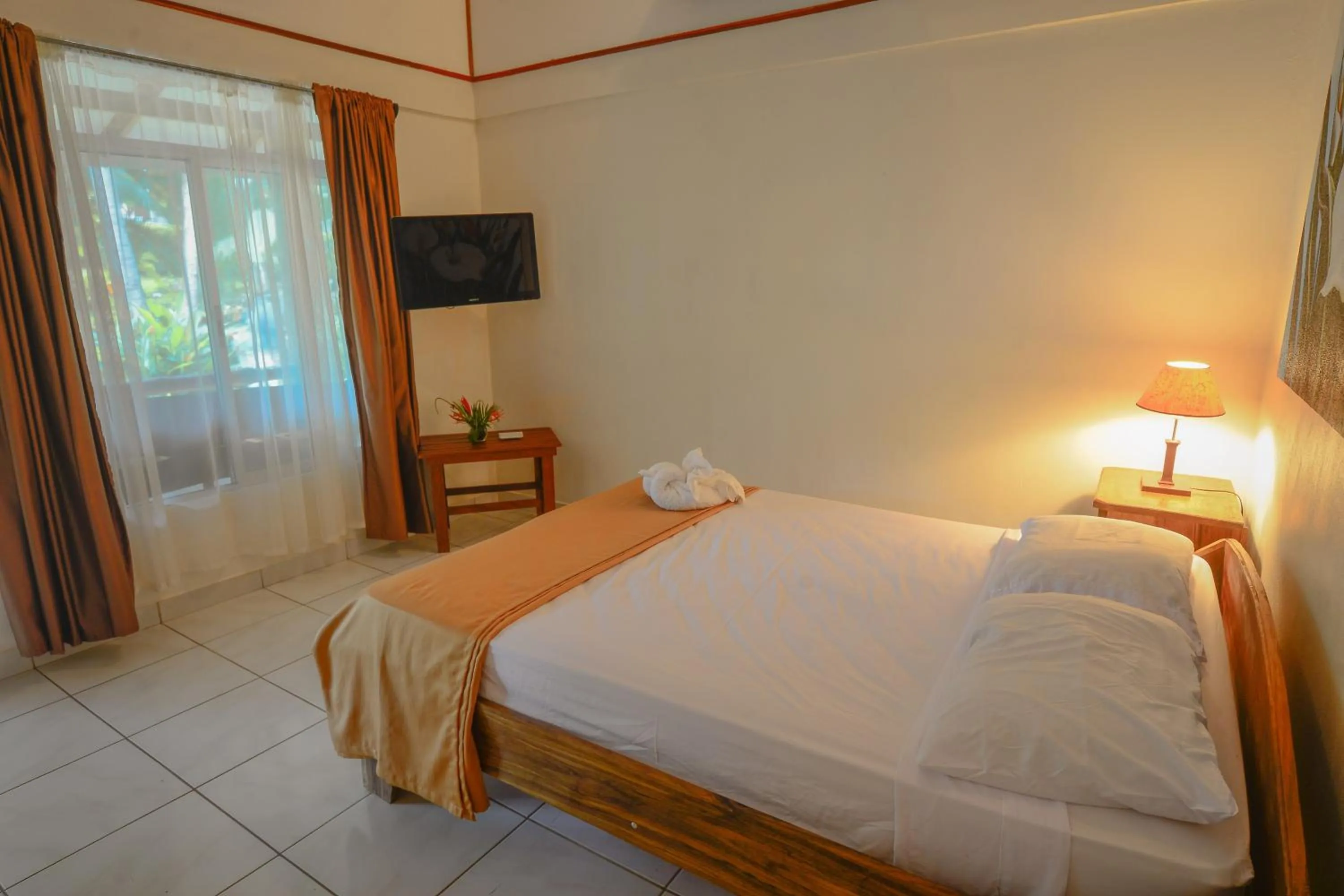 Toilet, Bed in Hotel Cerro Lodge