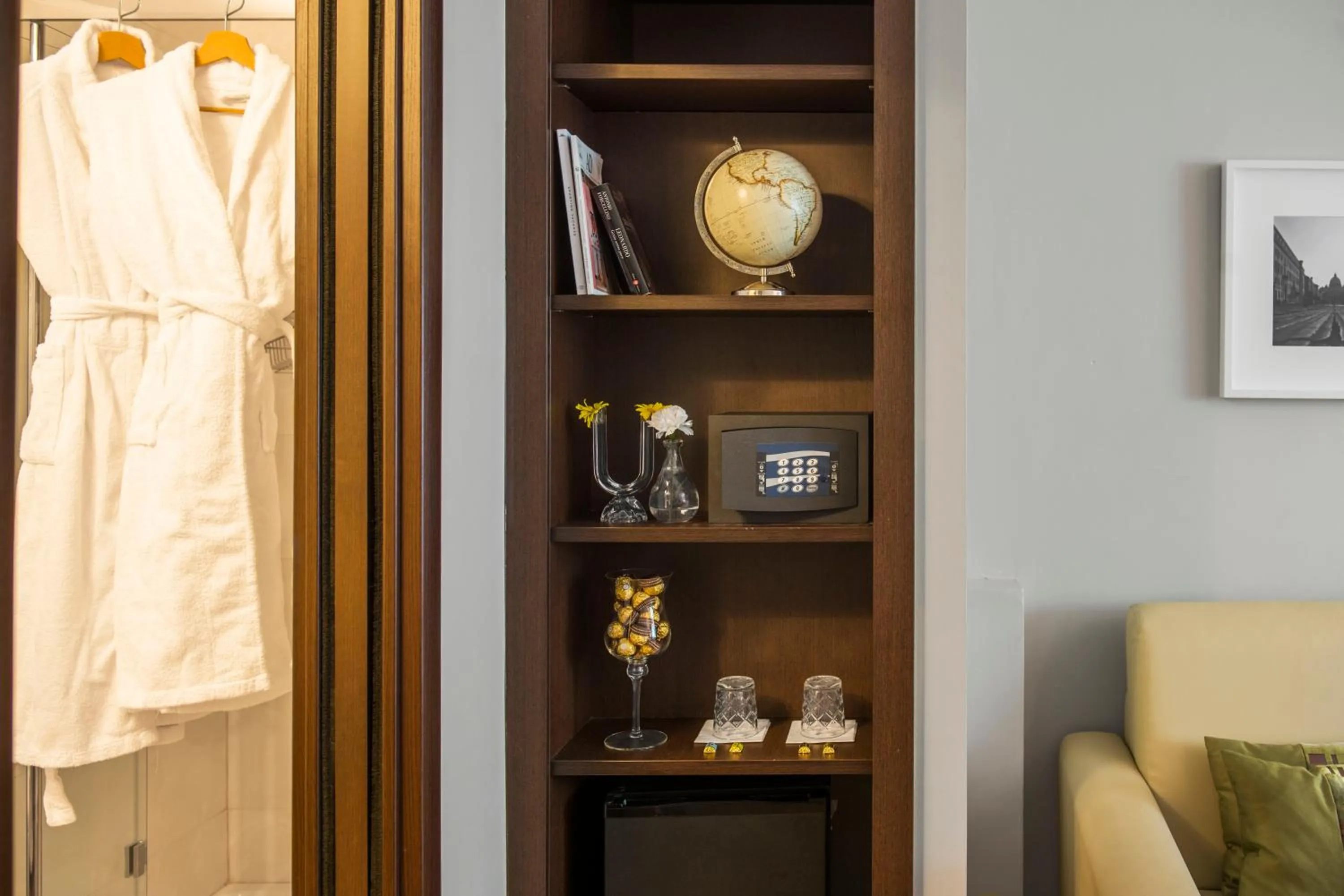 Decorative detail in Chic&Town Luxury Rooms Piazza del Popolo