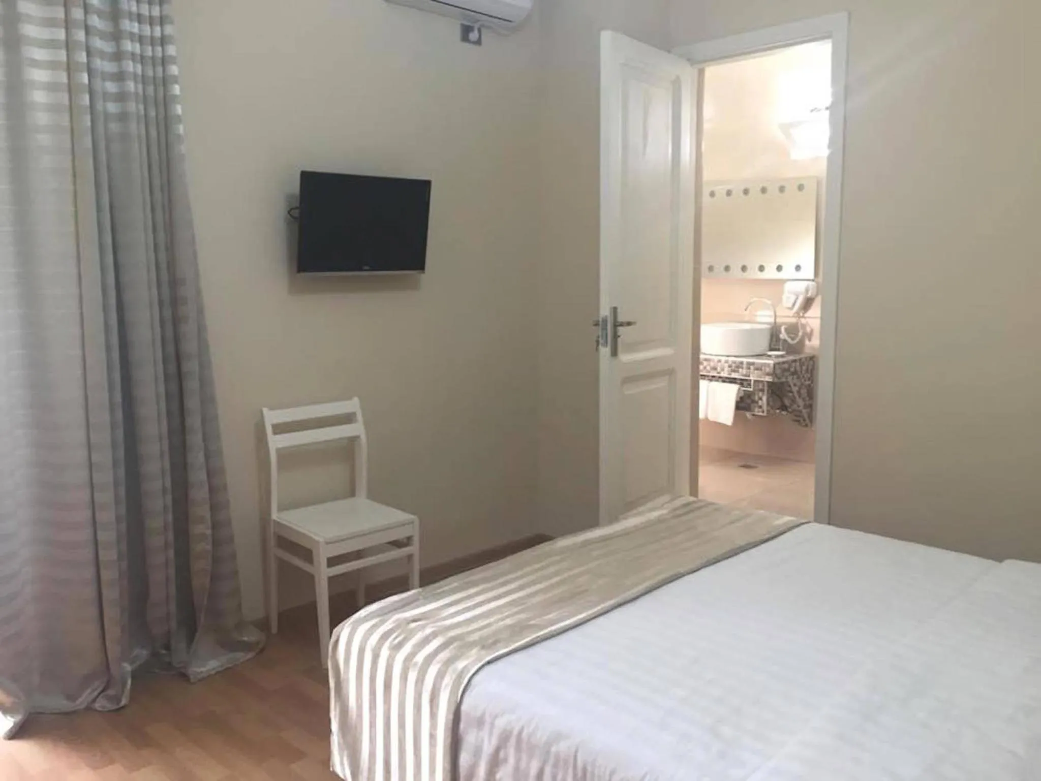 TV and multimedia in Hotel Martini Kvariati