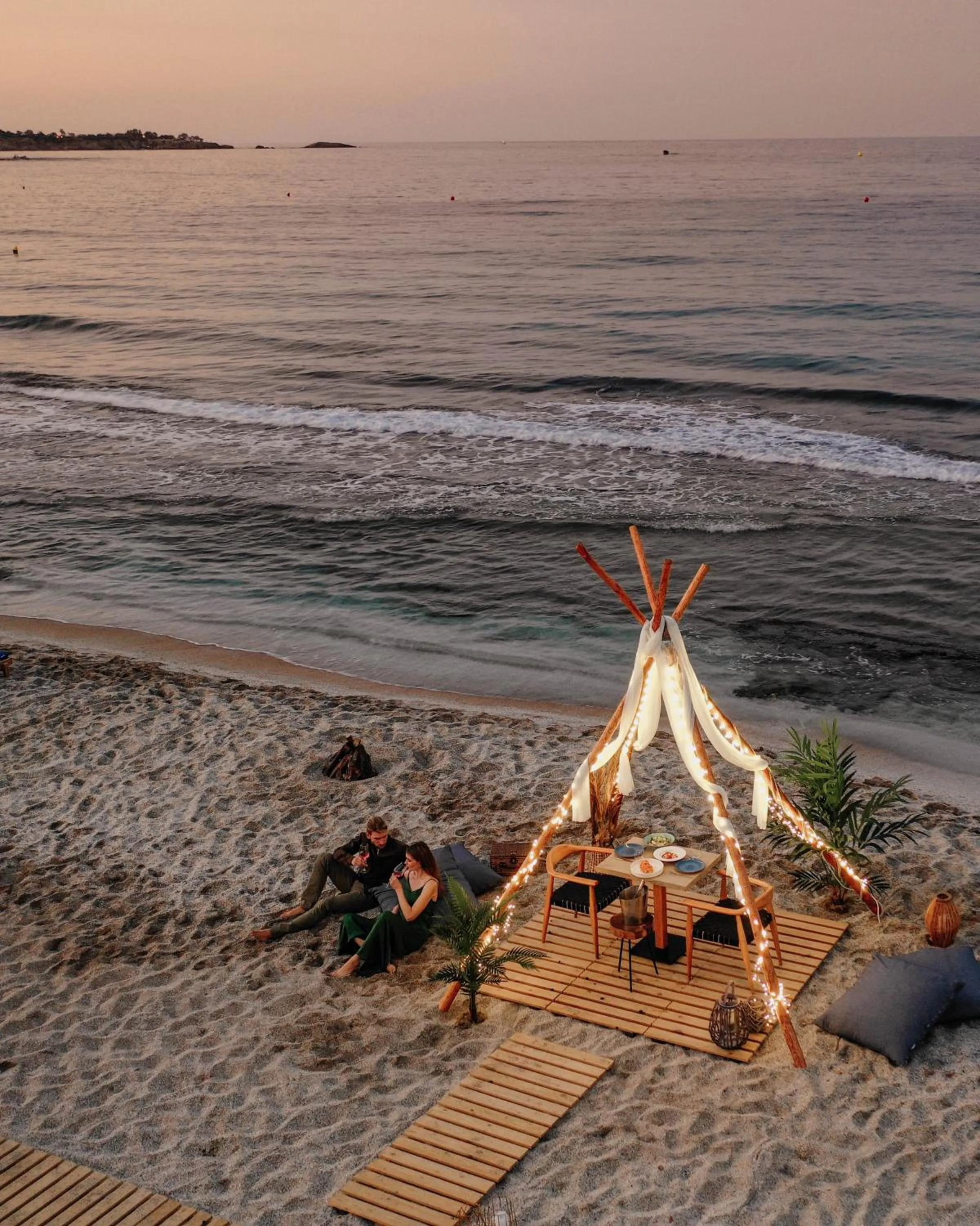 Dinner in Enorme Infinity Beach - Adults Only