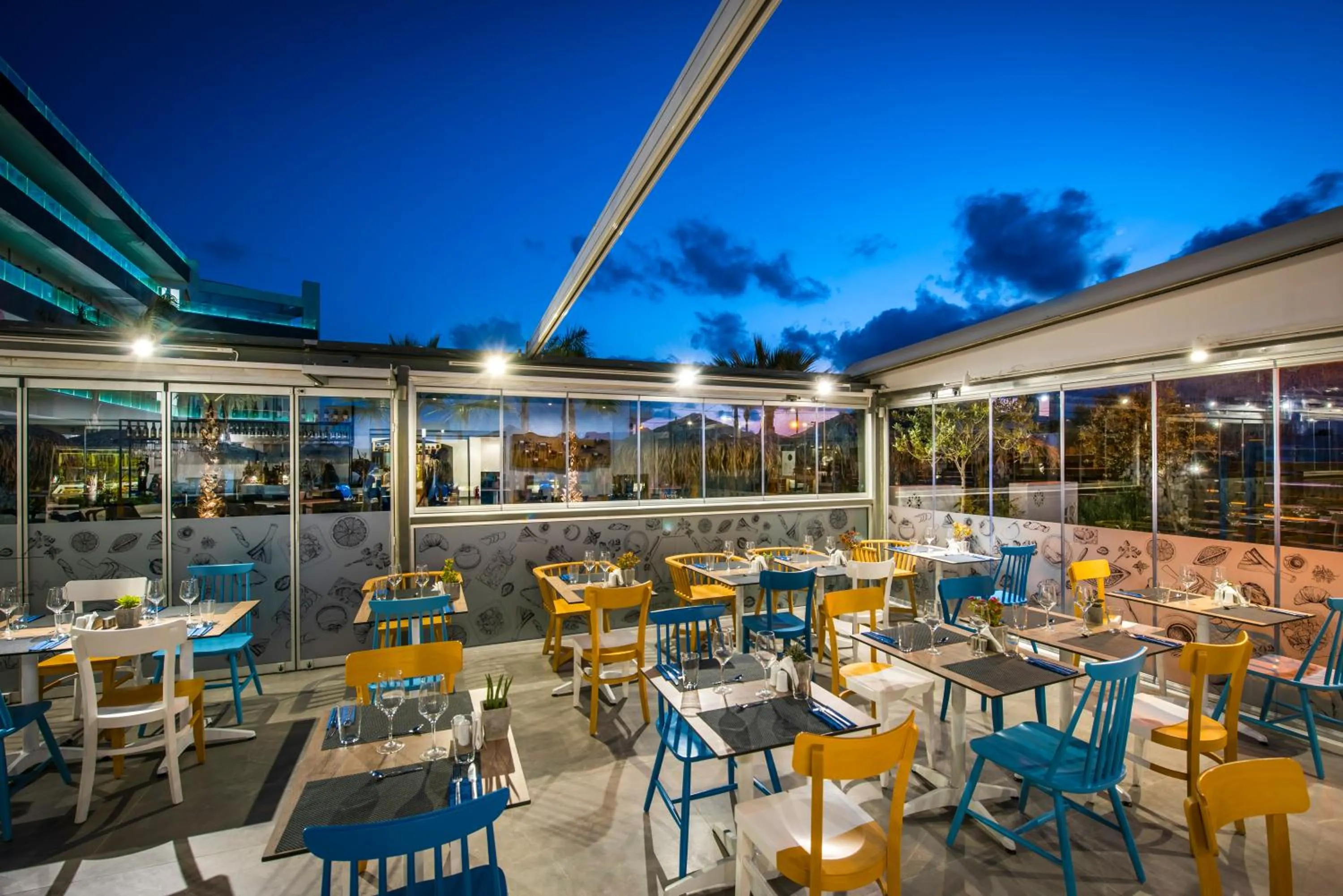 Summer in Enorme Infinity Beach - Adults Only