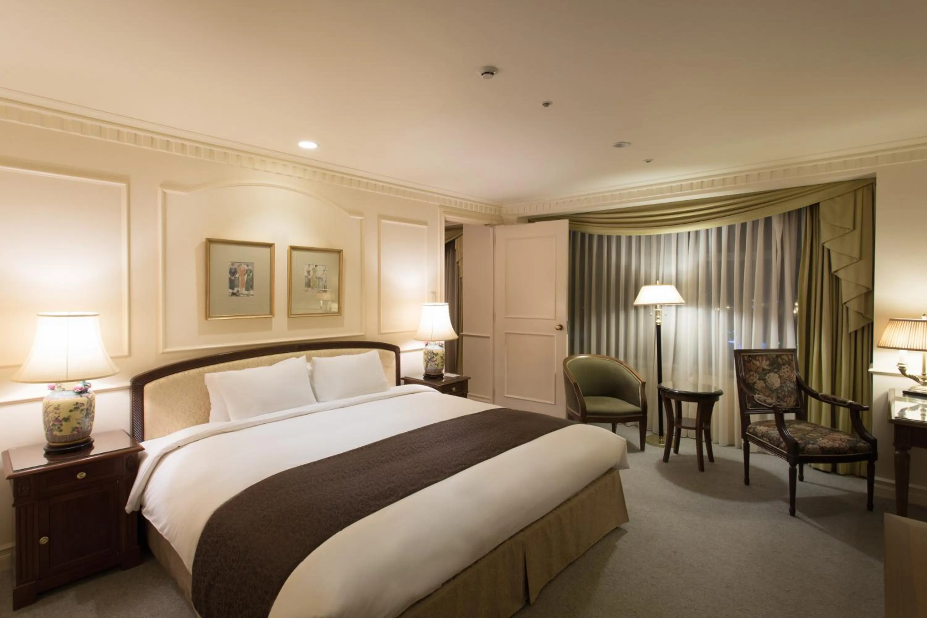 Bedroom, Bed in Hotel The Manhattan