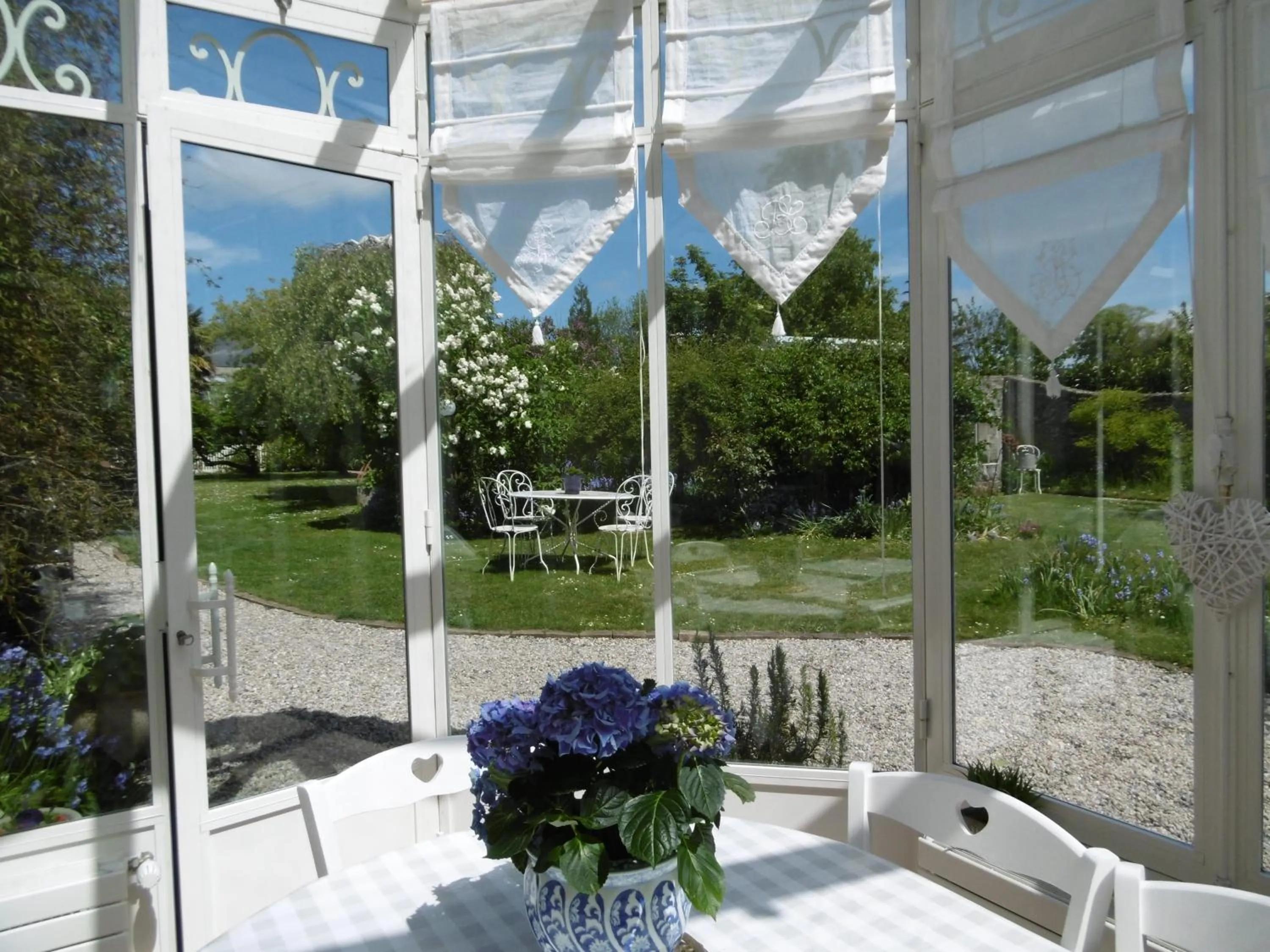 Property building in Les Lilas de Bellefontaine