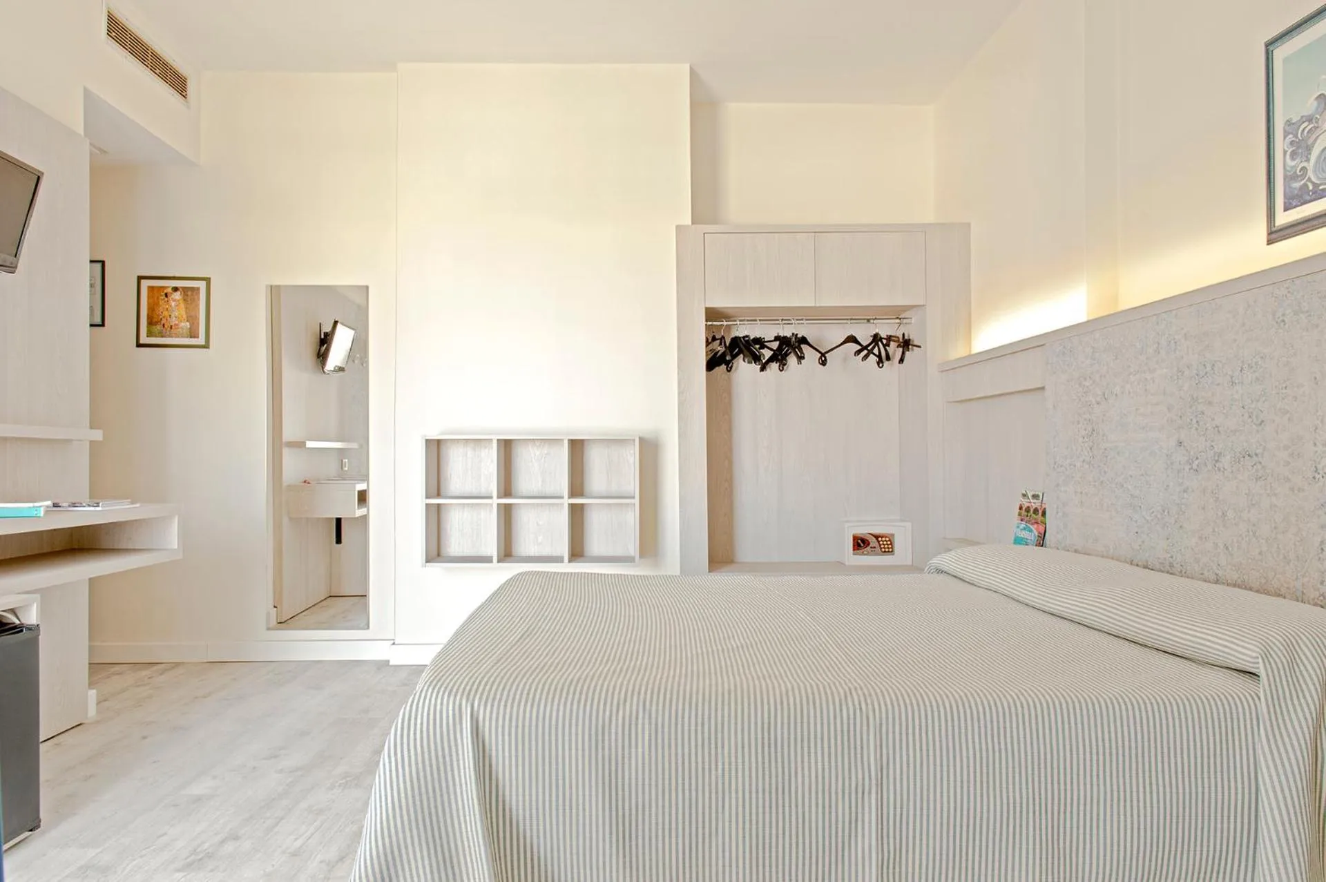 Bedroom, Bed in Hotel Oceano