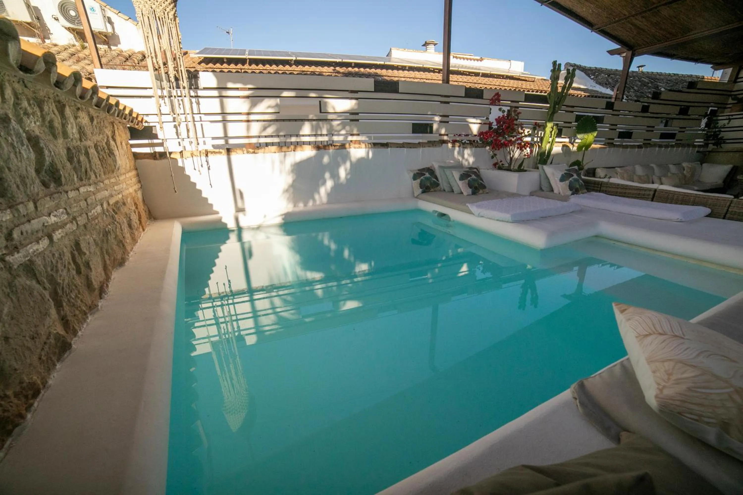 Swimming pool in Hotel Boutique Patio del Posadero