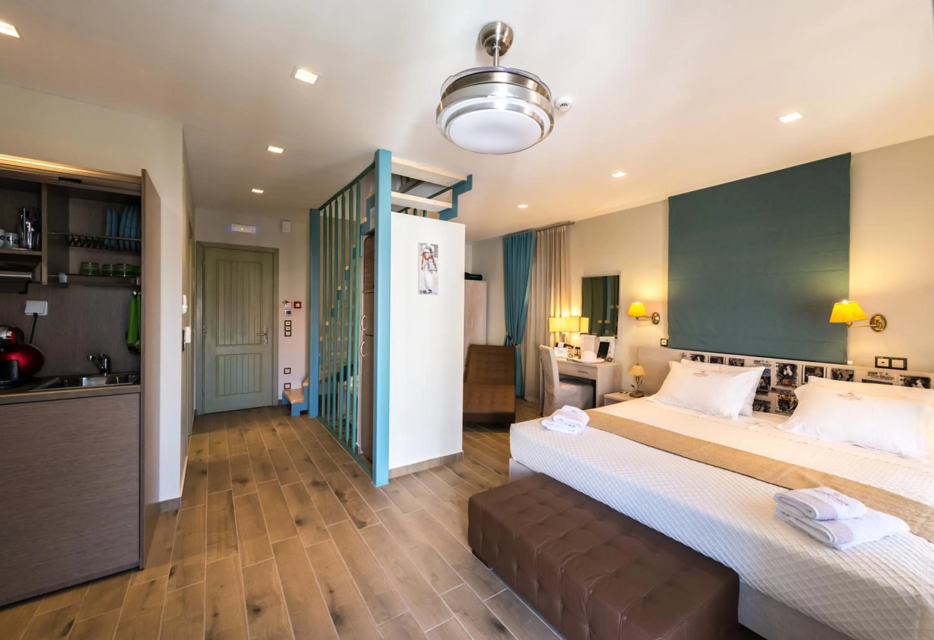 Coffee/tea facilities, Bed in Fiscardonna Luxury Suites