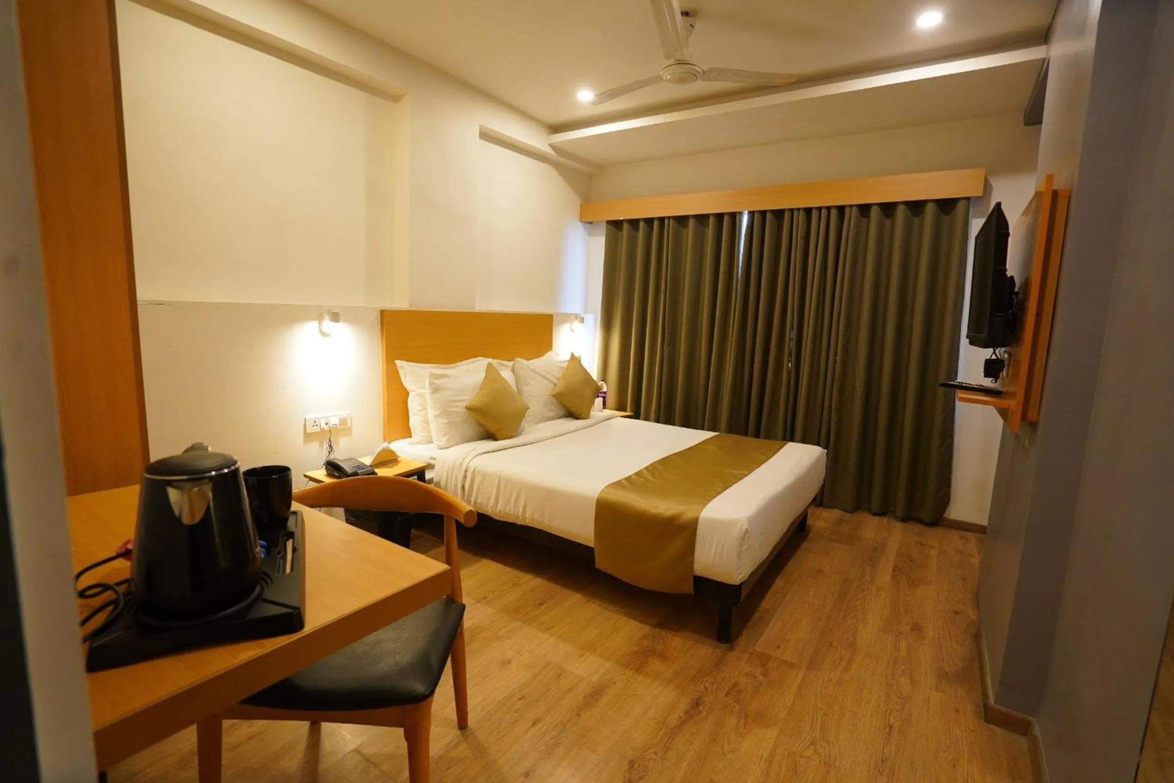 Bedroom, Bed in The Byke Business Hotel Landmark