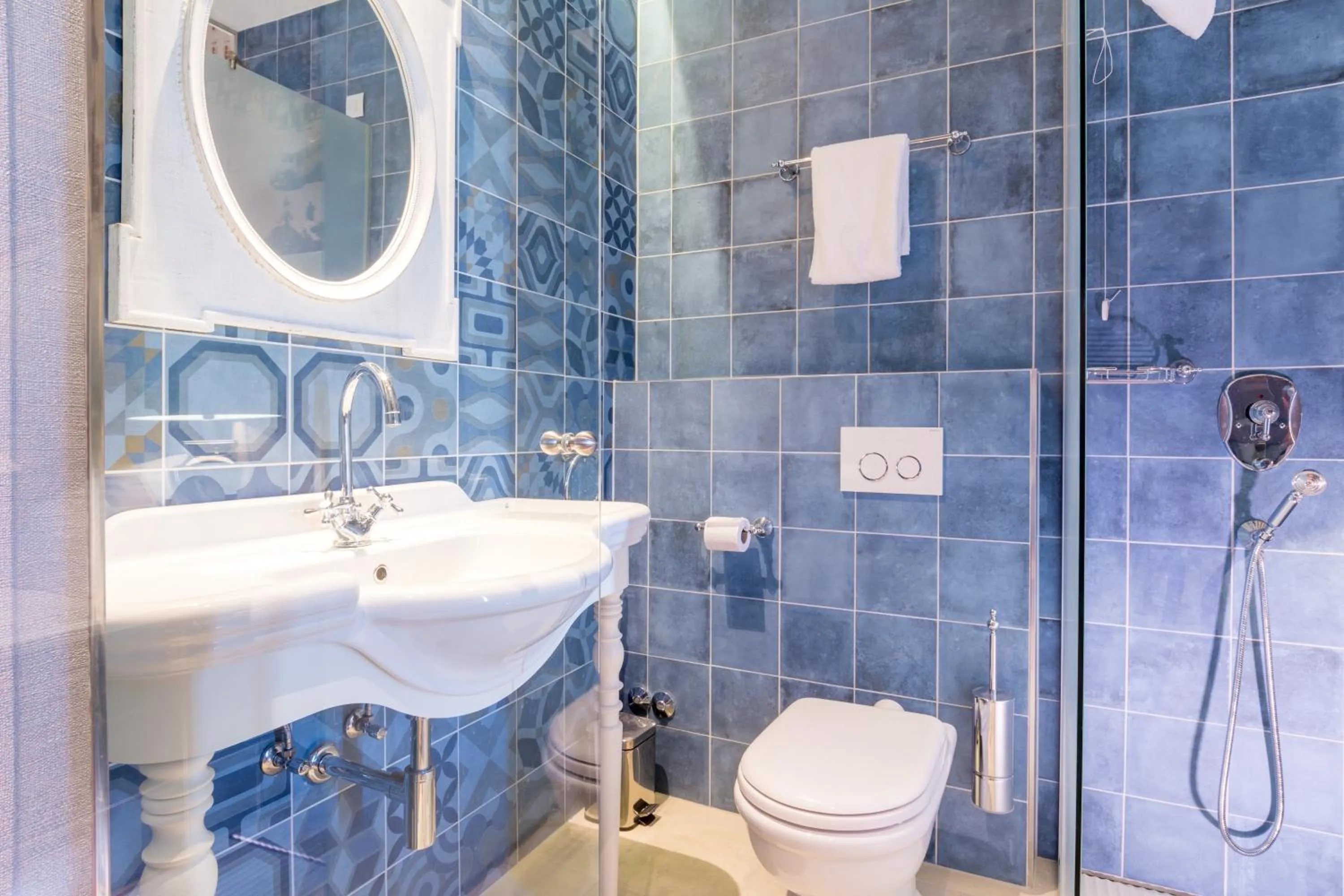 Bathroom in Procurator 7 Luxury Rooms