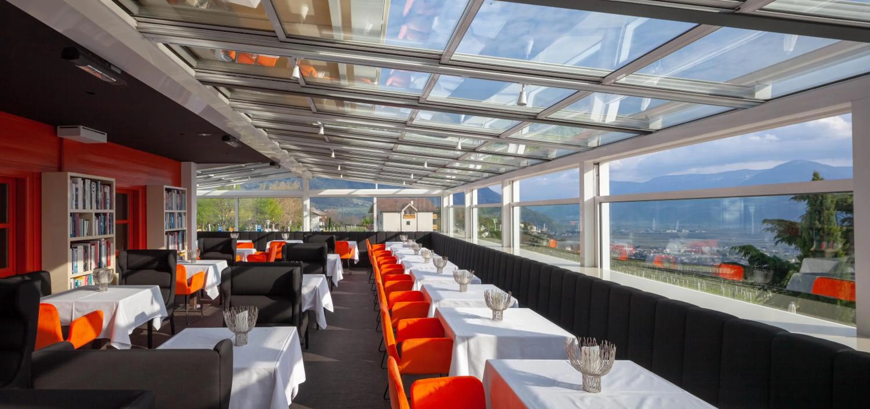 Restaurant/places to eat in Hotel Gartner