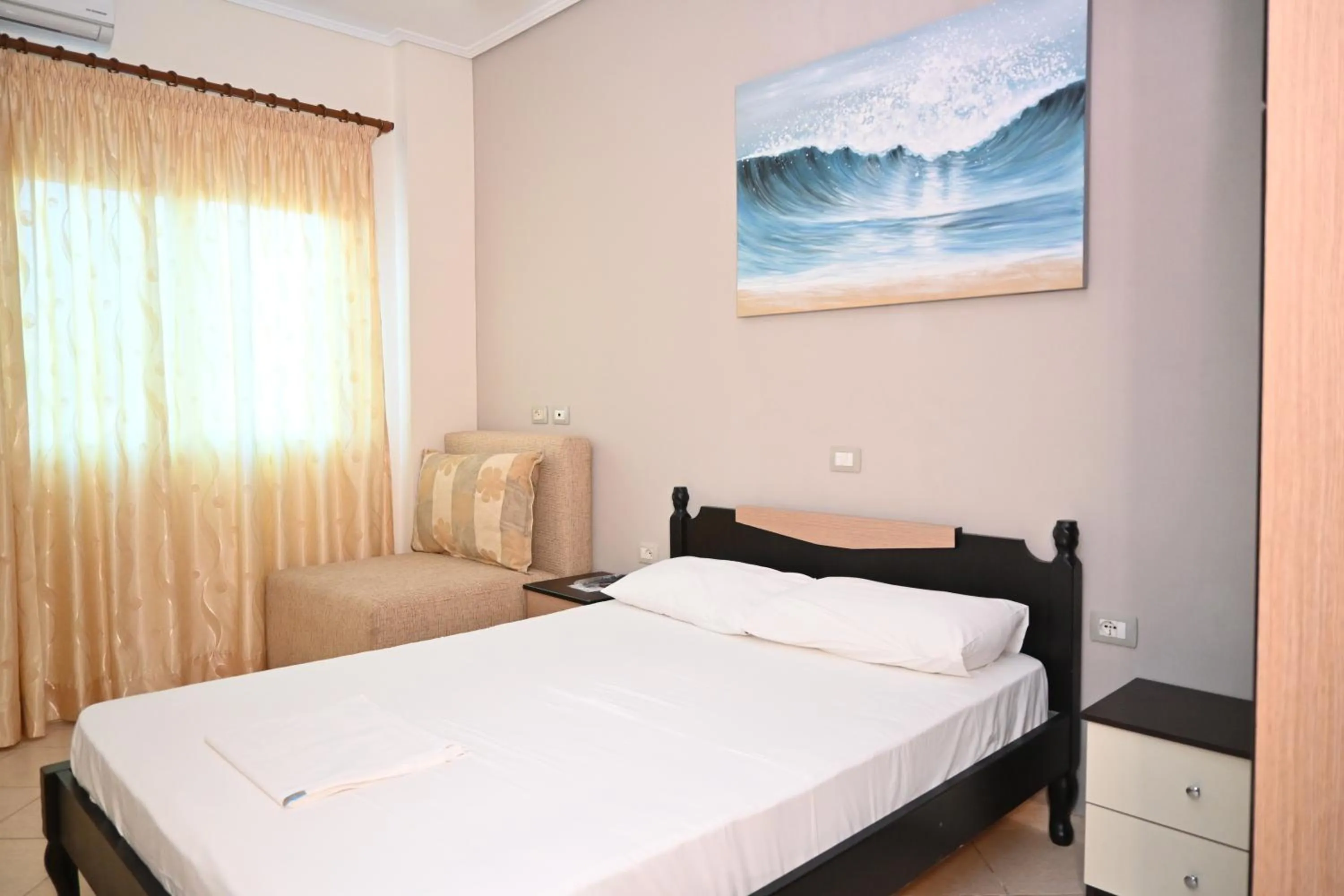 Bed in EROS HOTEL Ksamil