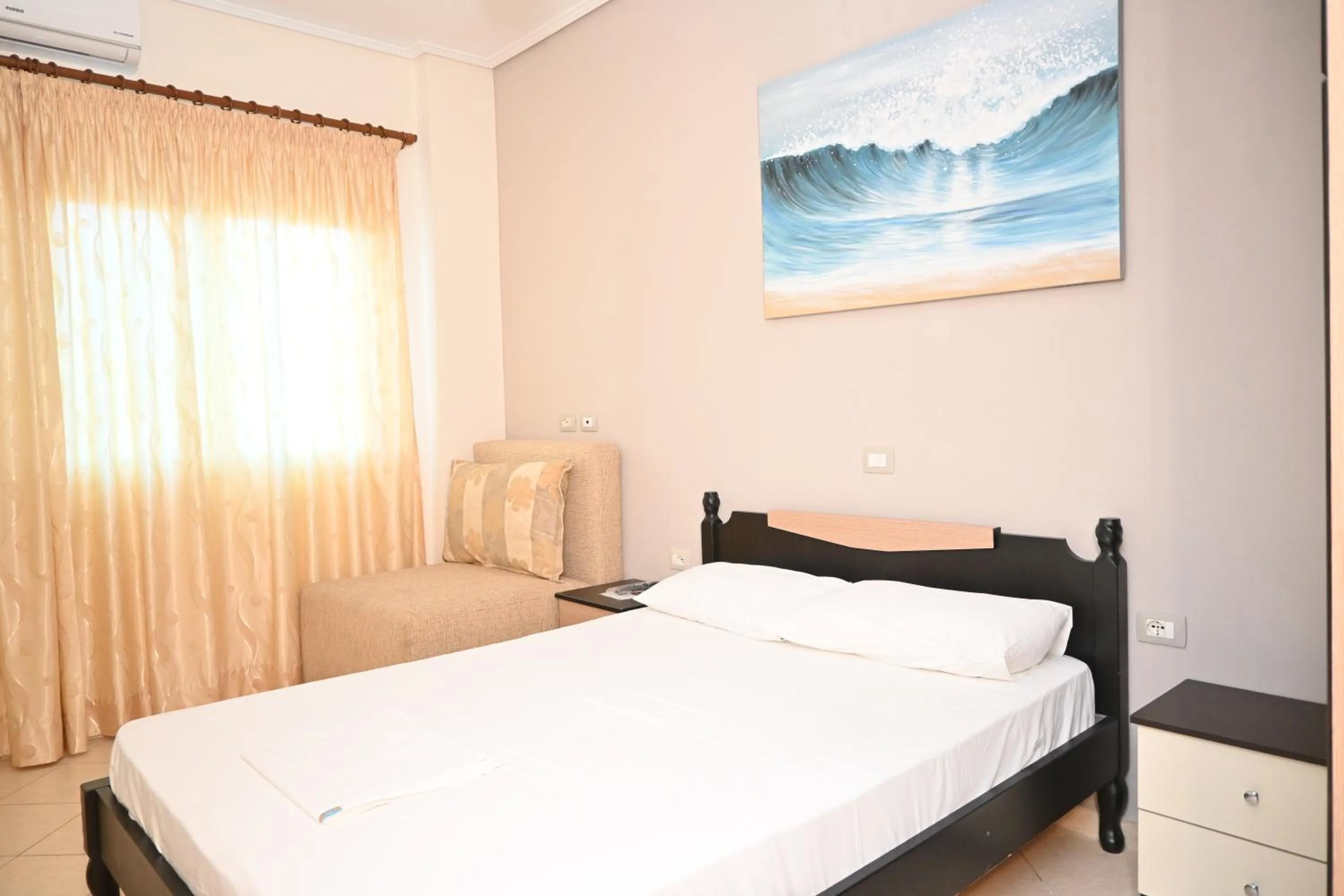 Bed in EROS HOTEL Ksamil