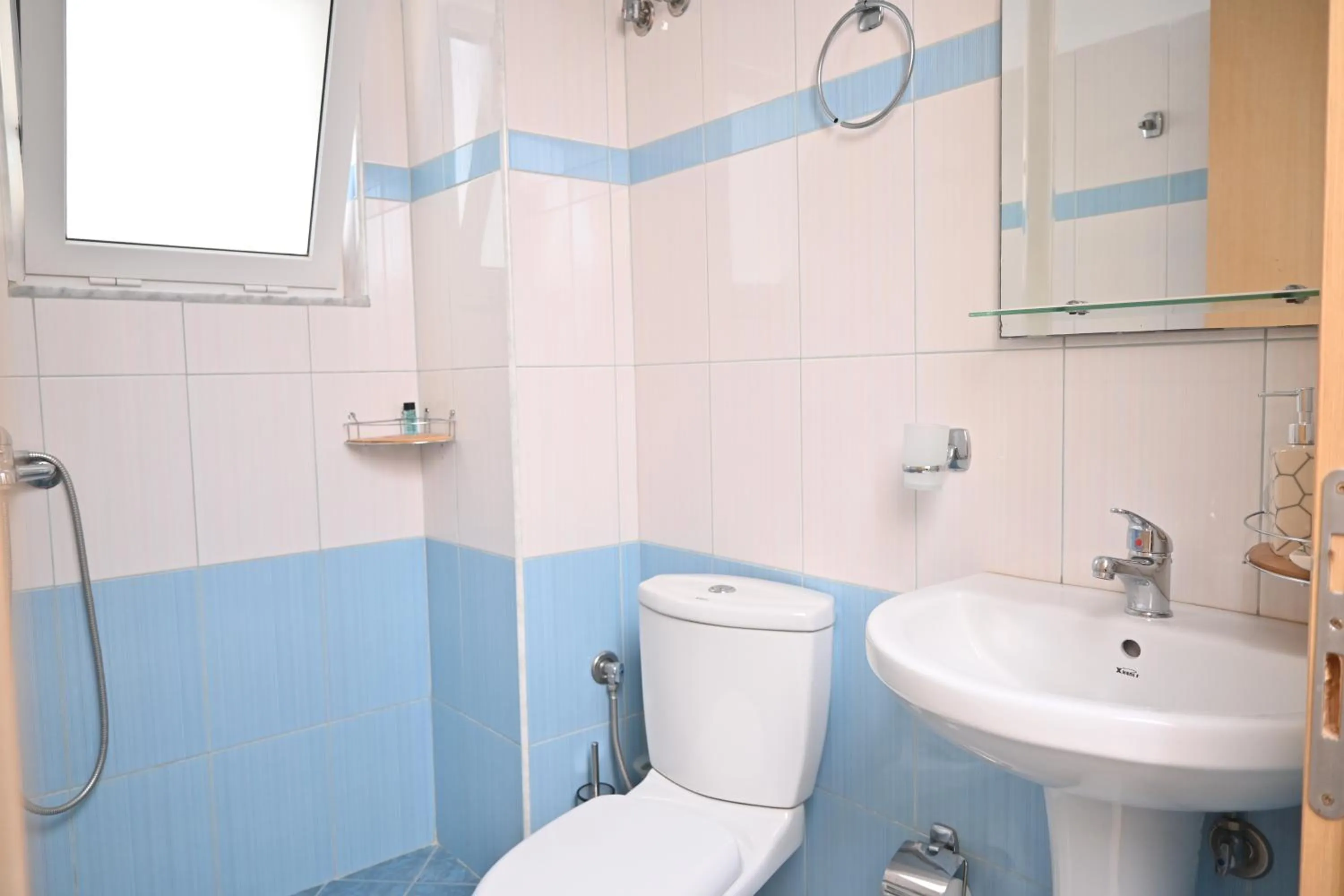 Shower in EROS HOTEL Ksamil