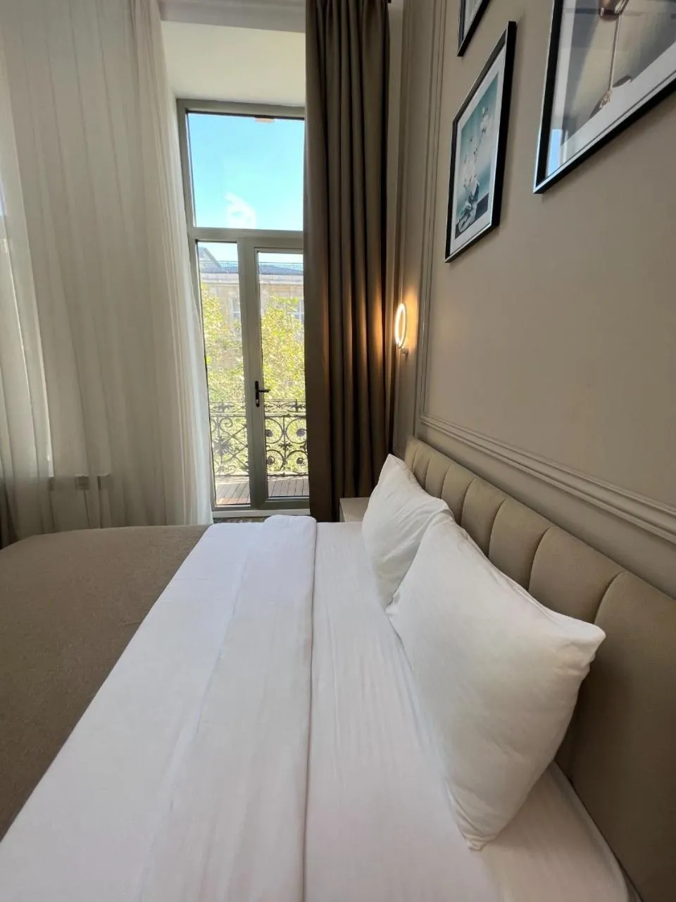 Bed in Callisto Baku