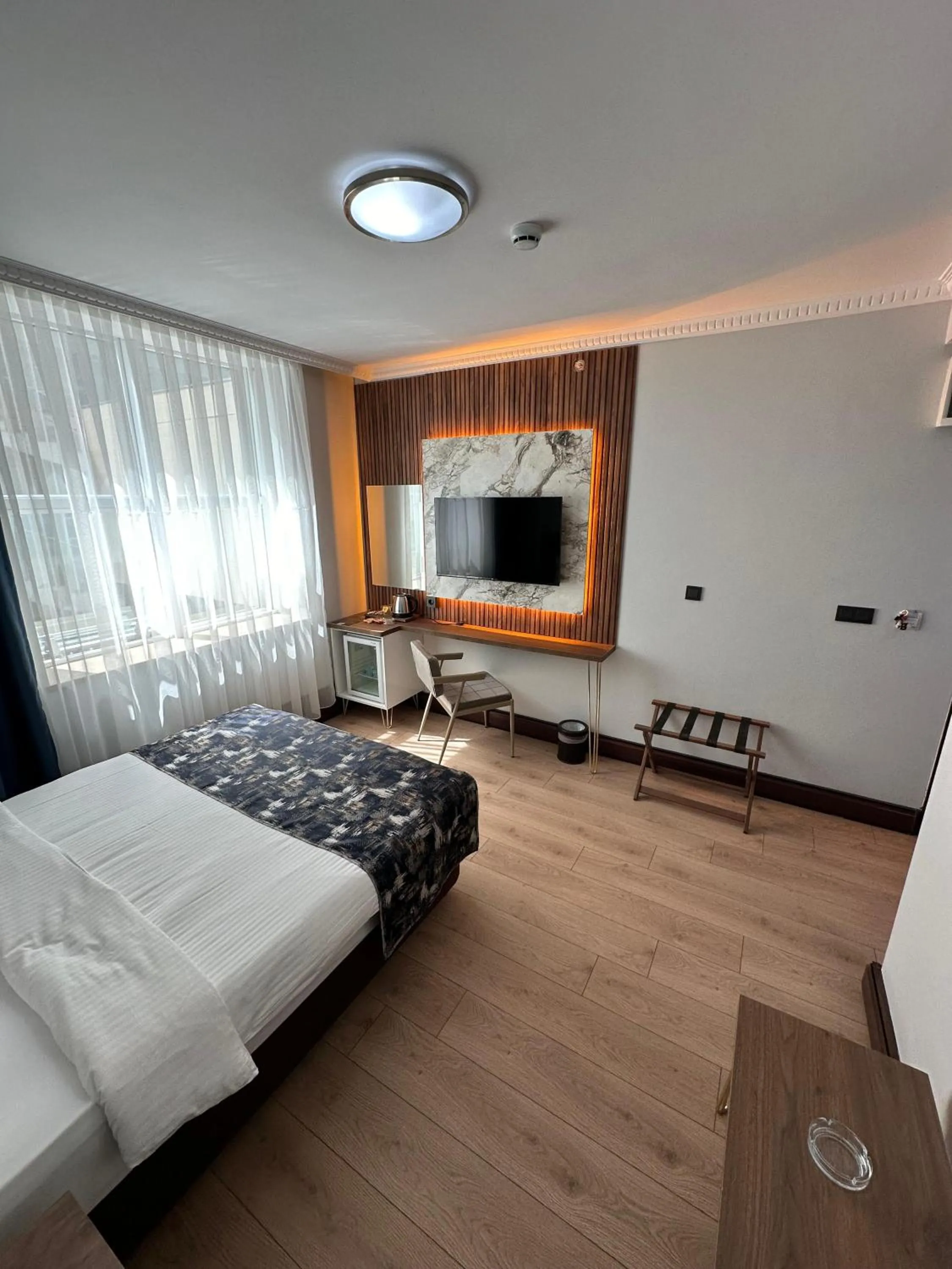 Bedroom, Bed in Nif Ankara Hotel