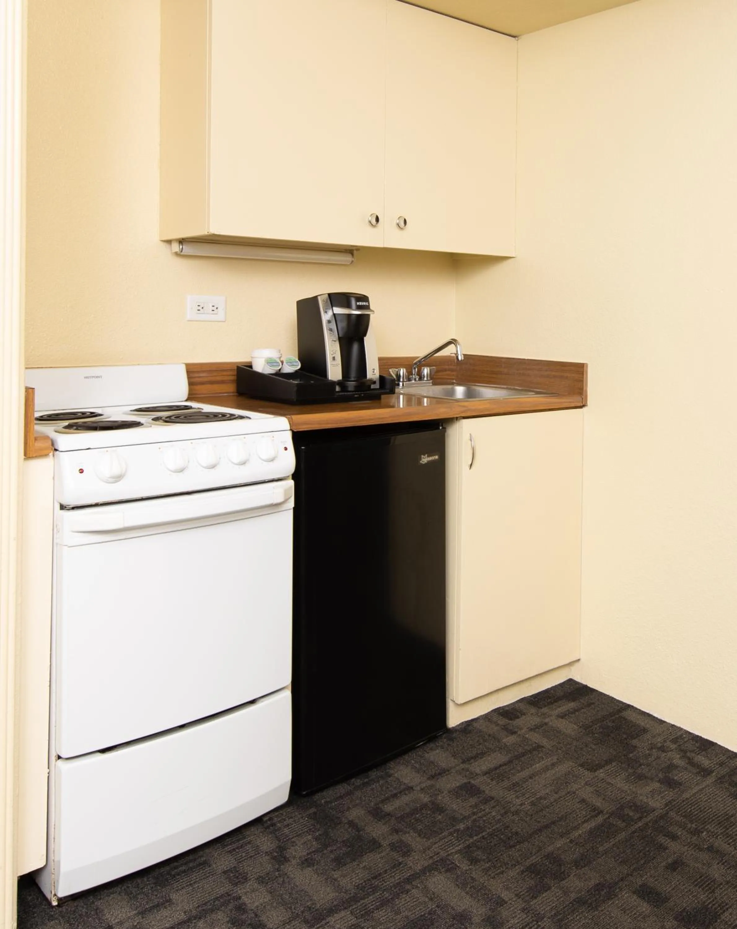 kitchen in Ohia Waikiki Studio Suites