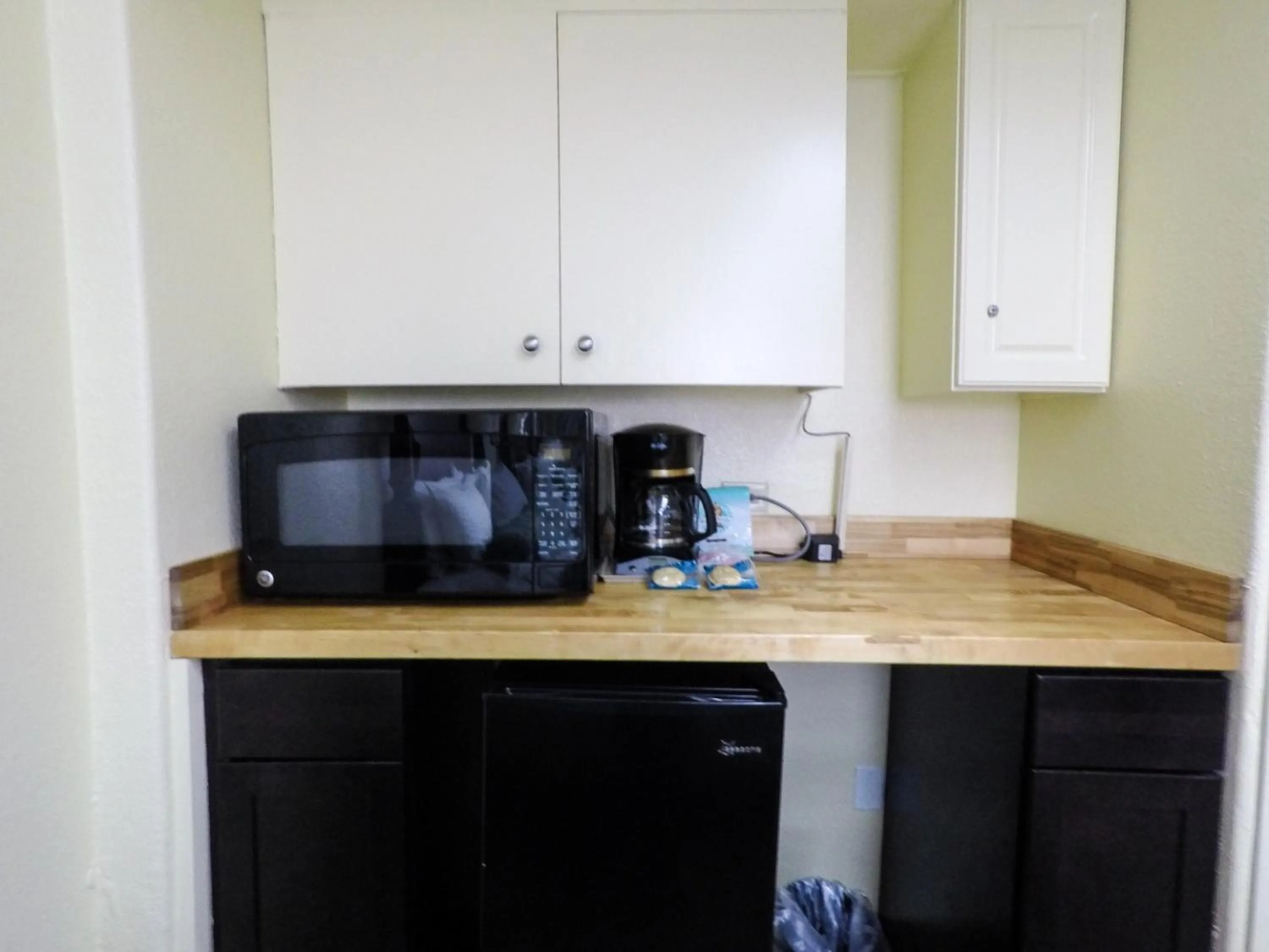 kitchen in Ohia Waikiki Studio Suites