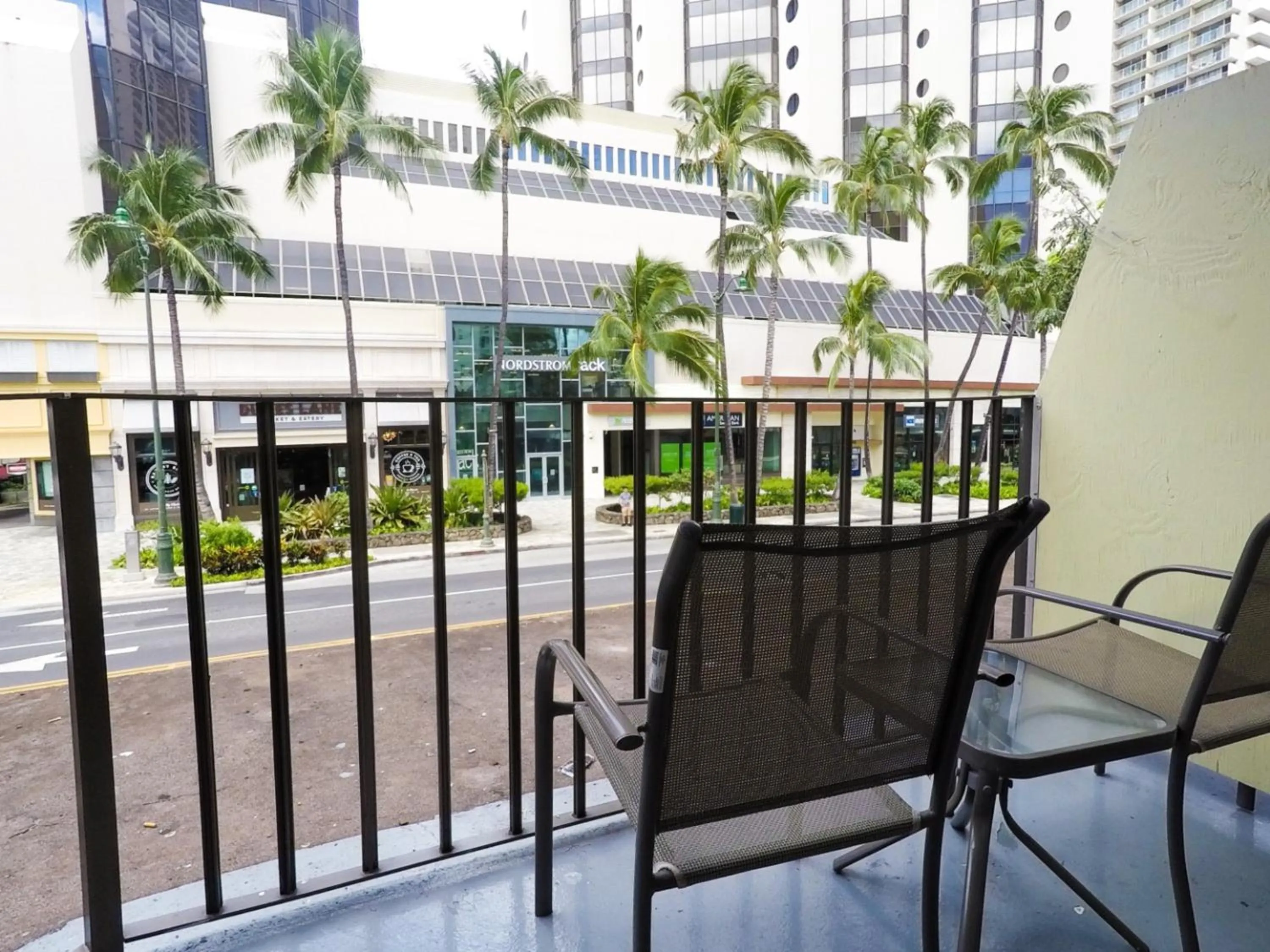 Balcony/Terrace in Ohia Waikiki Studio Suites