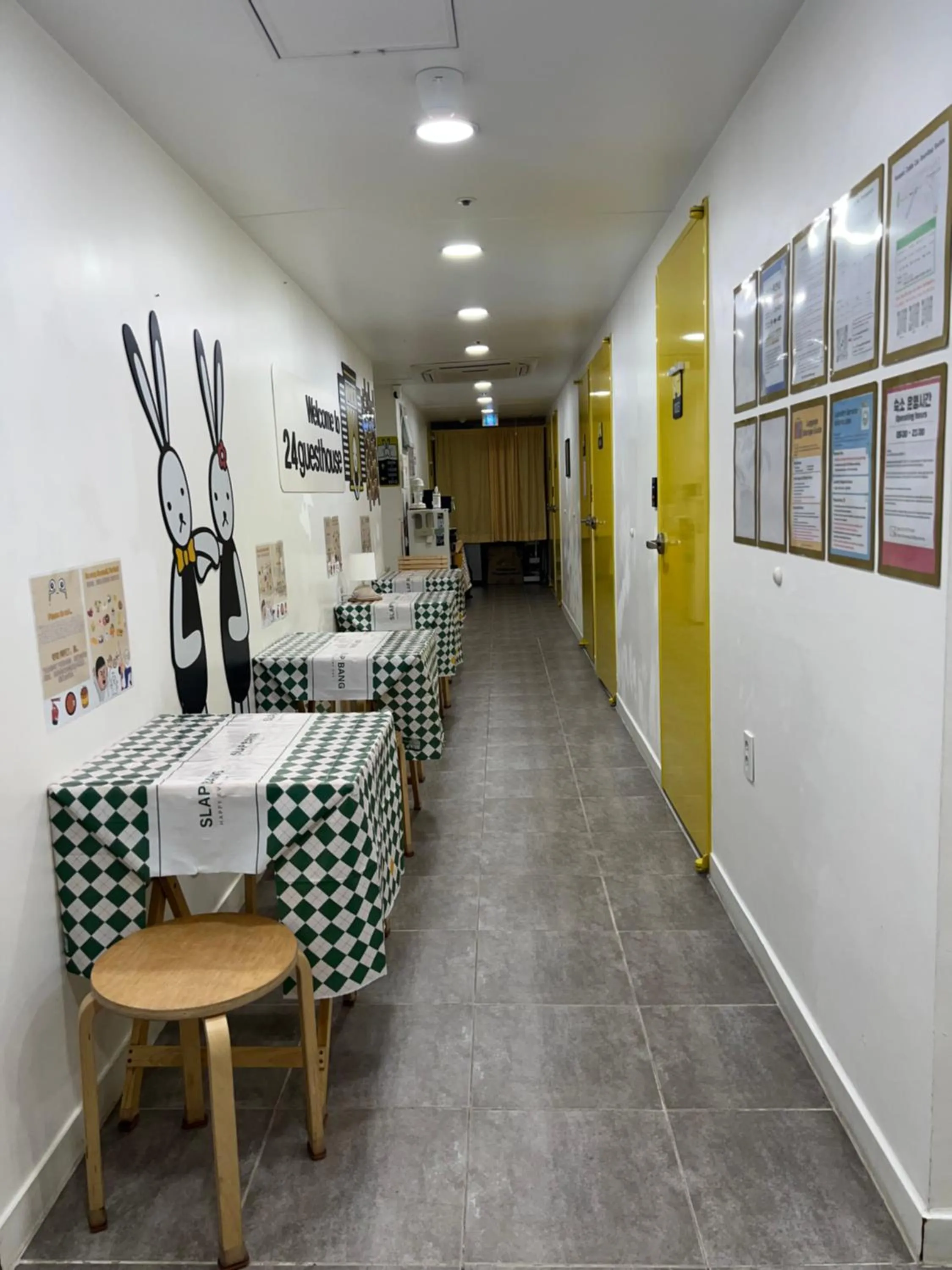 24 Guesthouse Myeongdong Town