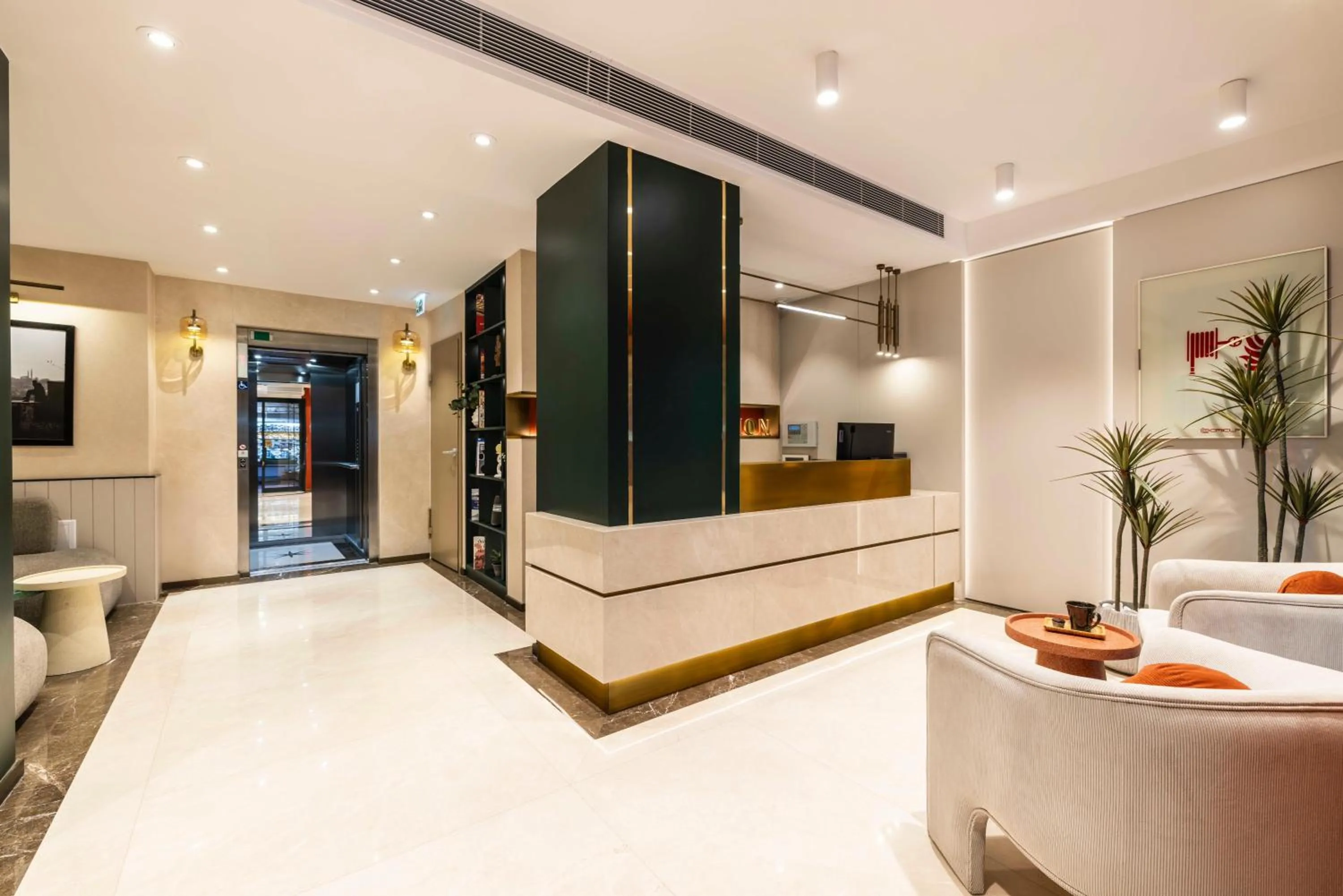 Seating area in Emilion Hotel