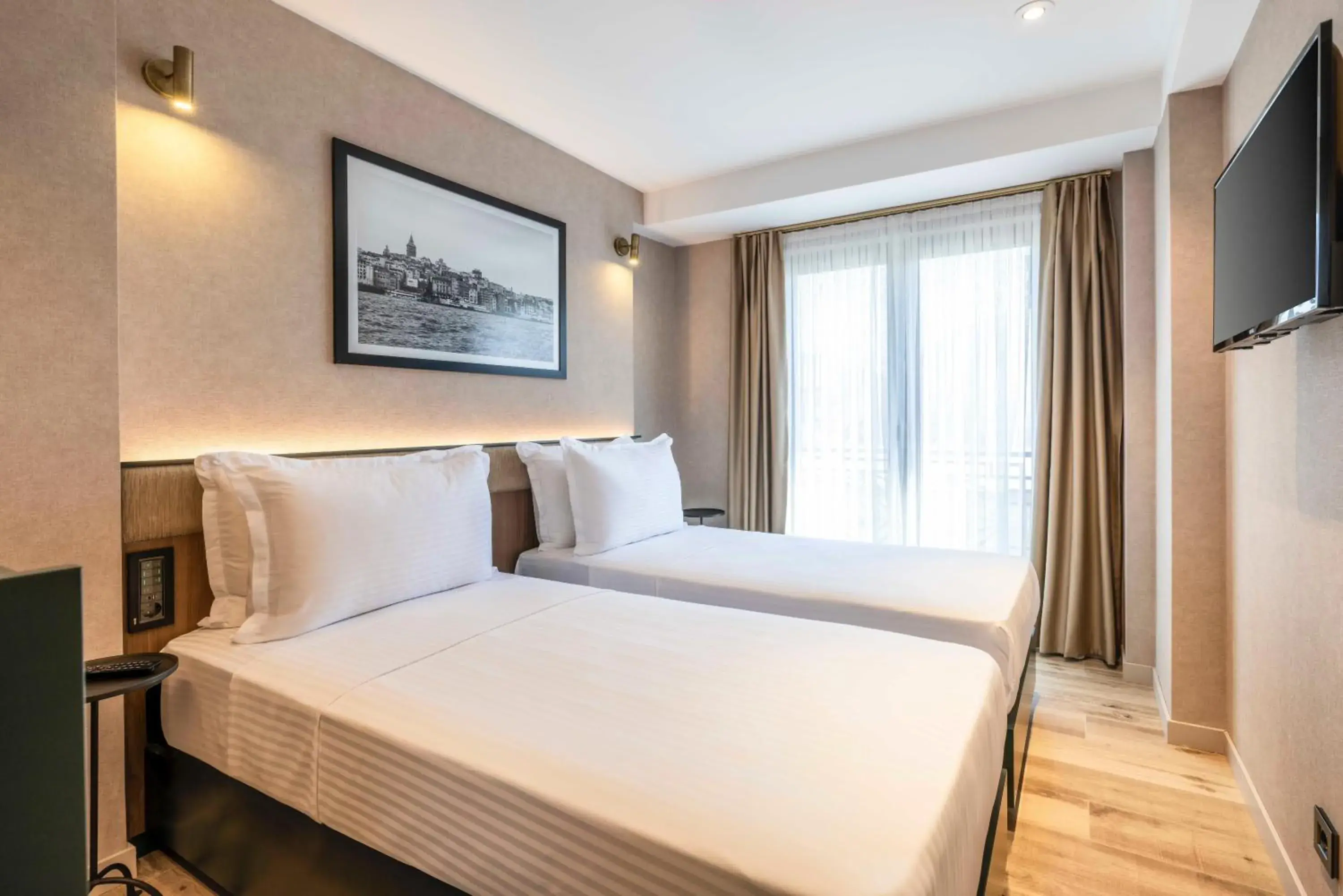 Superior Twin Room in Emilion Hotel Superior Twin Room in Emilion Hotel