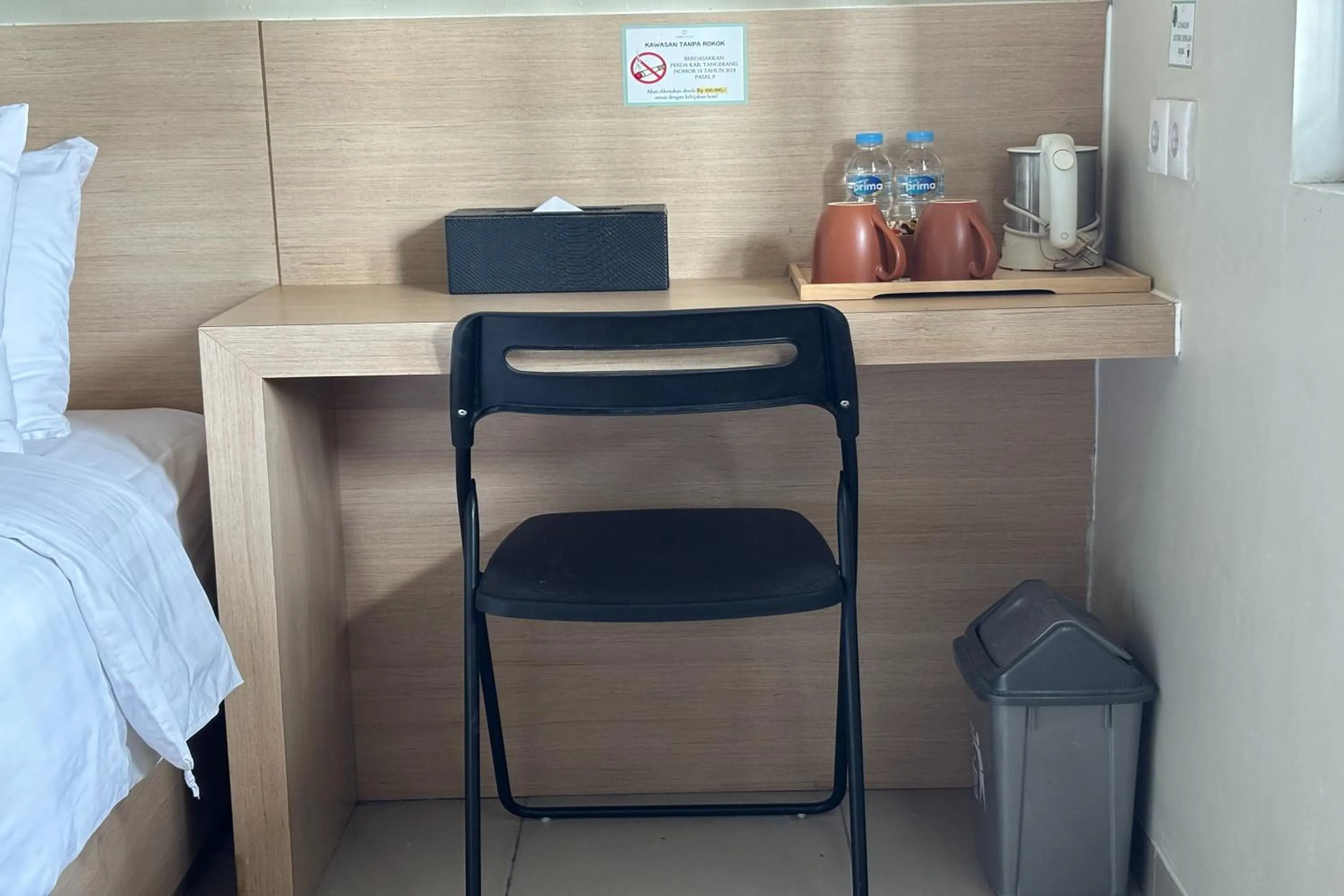 Bed in Lemo Hotel Serpong