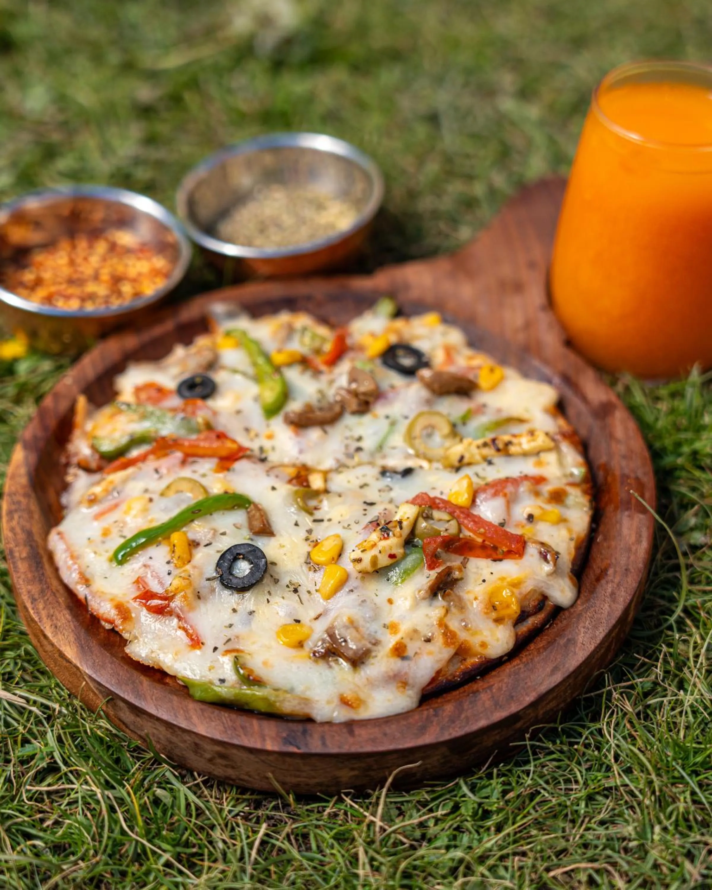 Restaurant/places to eat in The Saraha