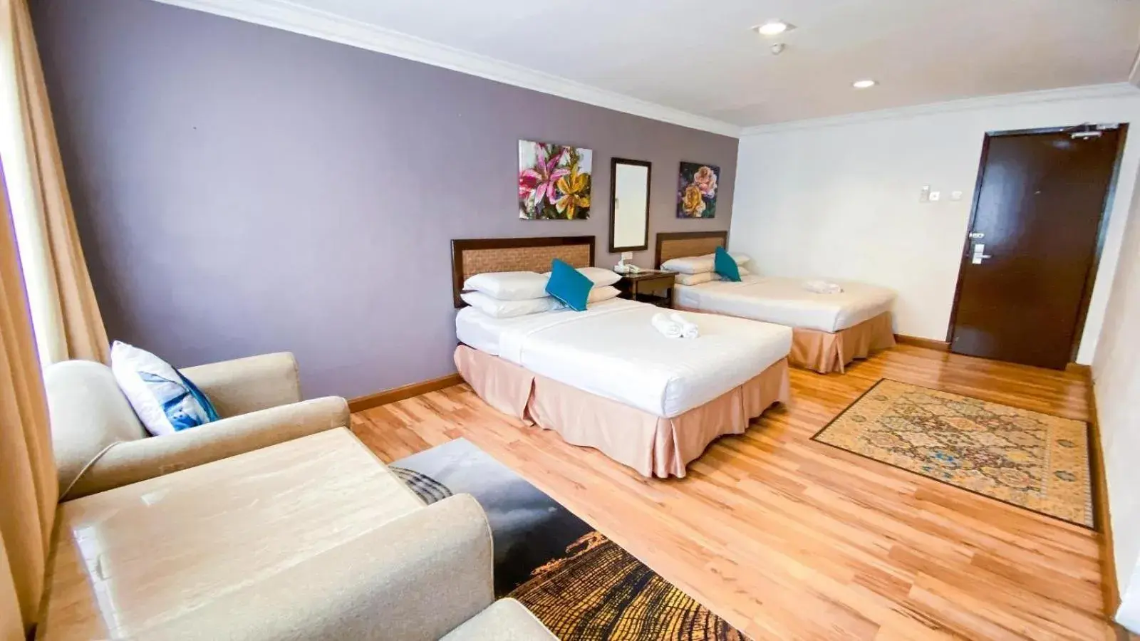 Family Suite in Queenspark Lovita Hotel Family Suite in Queenspark Lovita Hotel