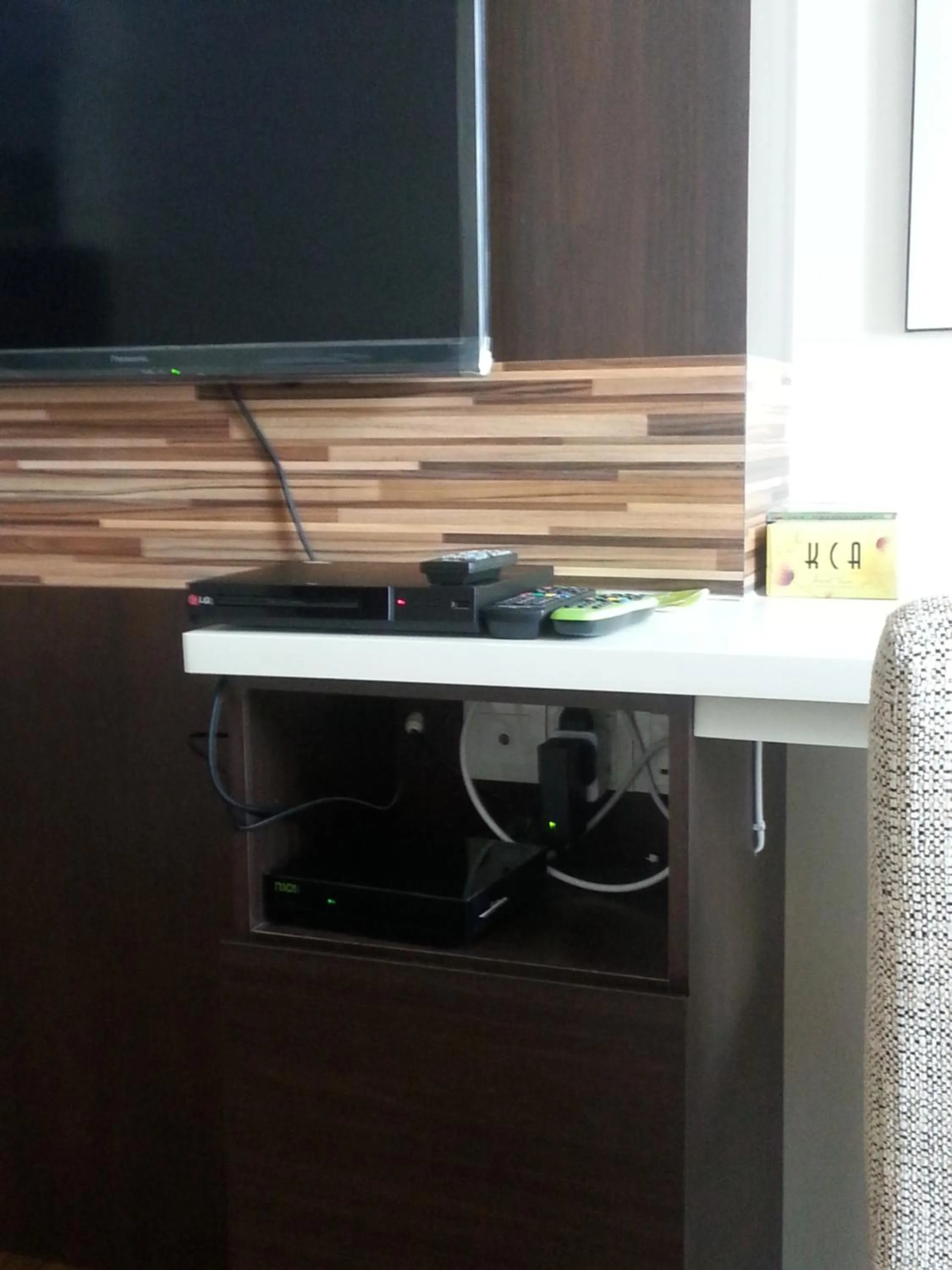 TV and multimedia in Best Studio Guest House