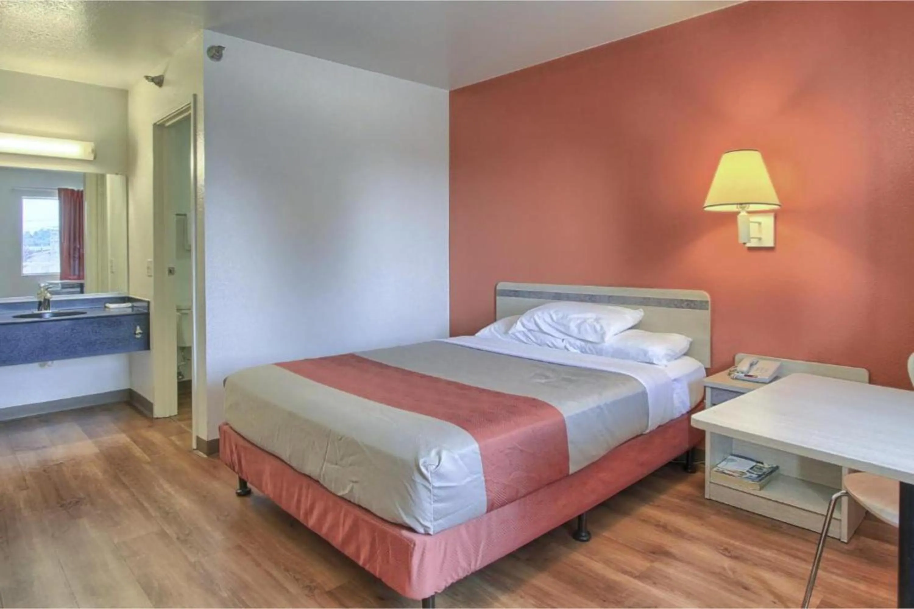 room service, Bed in Cumberland Inn By OYO New Cumberland-Hershey South