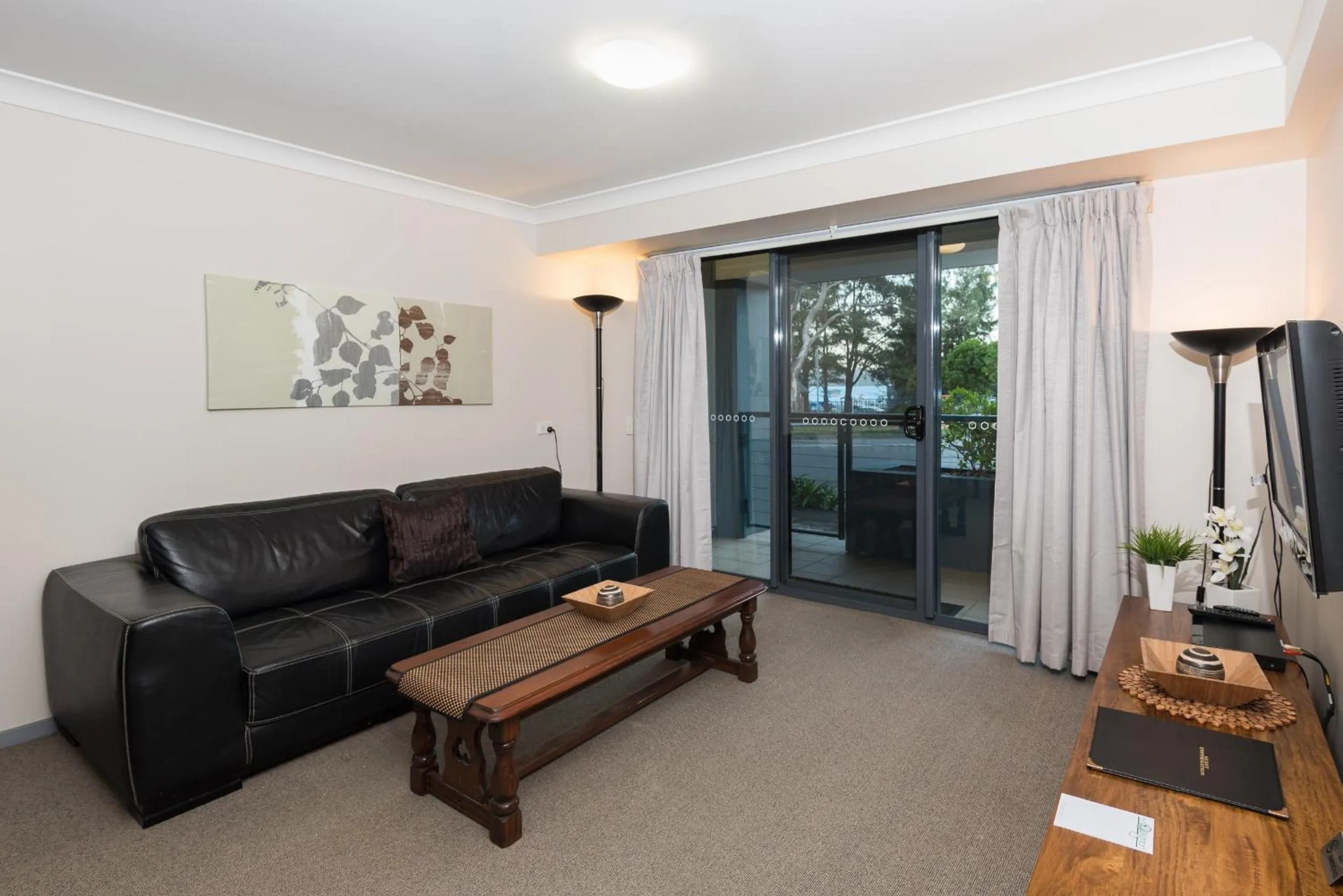 TV and multimedia in The Brighton Apartments