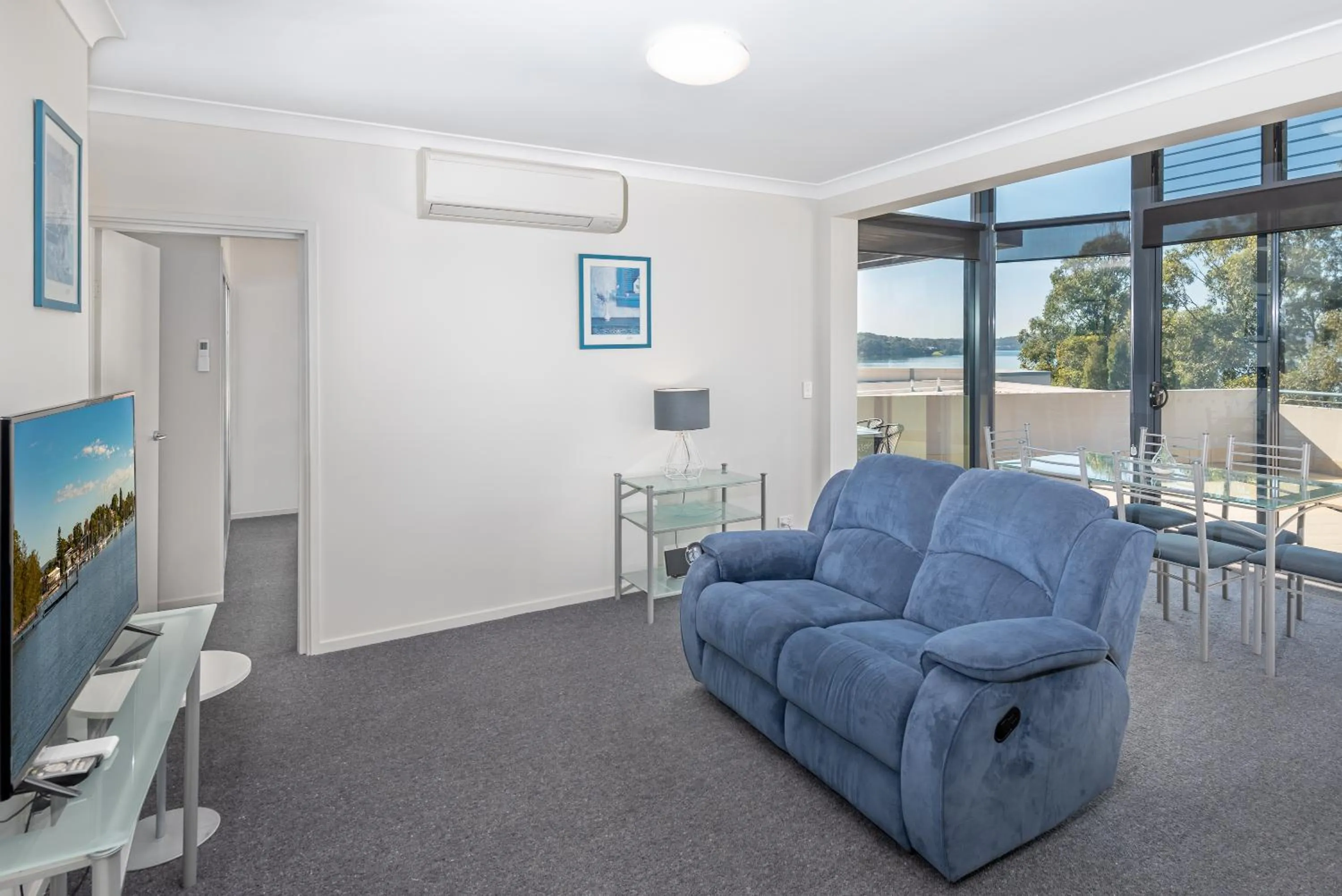 TV and multimedia in The Brighton Apartments