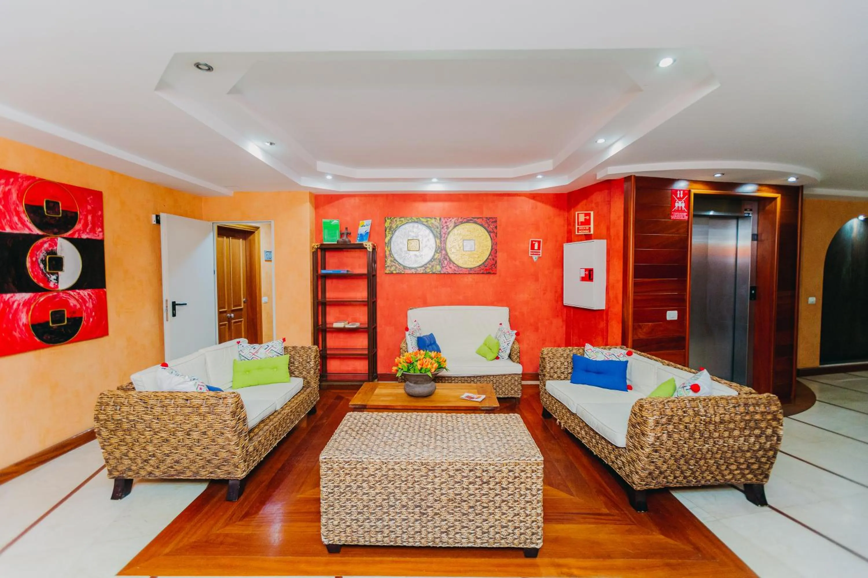 Aparthotel El Galeón