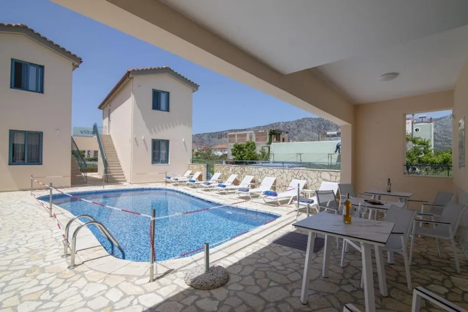 Restaurant/places to eat in Anemos Villas