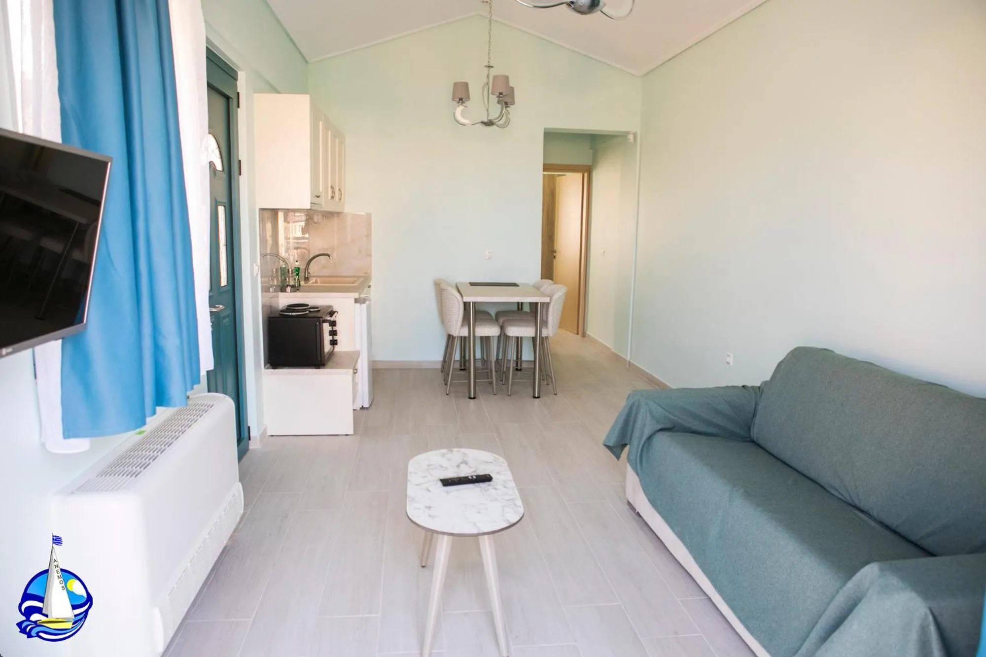 Kitchen or kitchenette in Anemos Villas