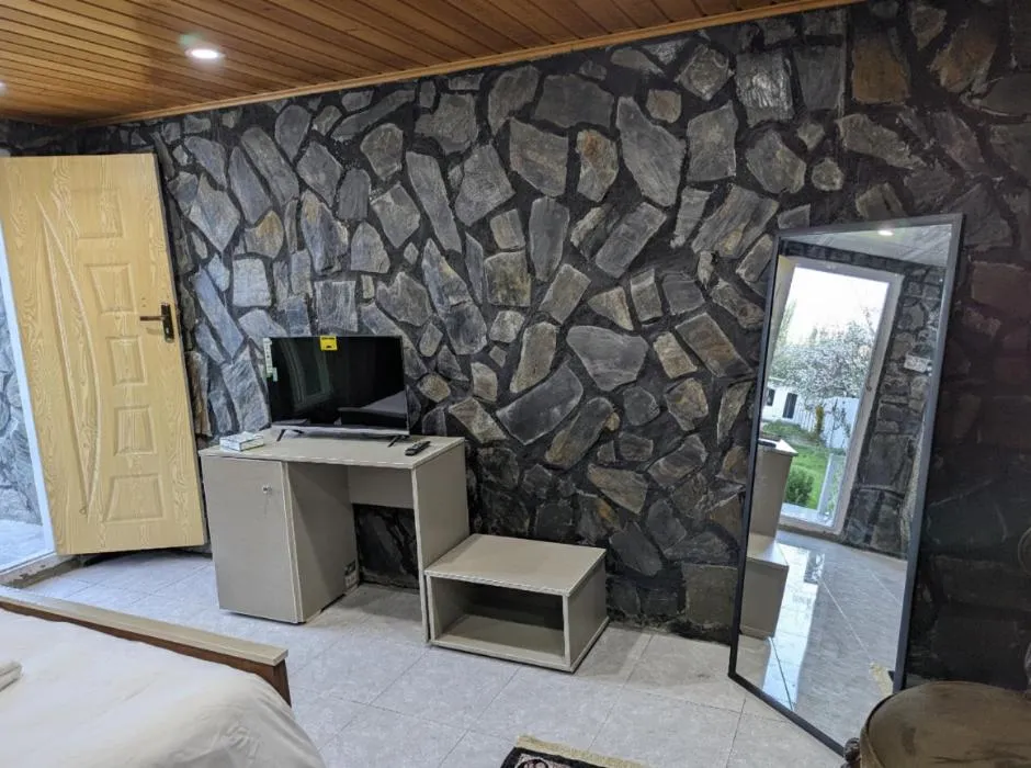 Comfort Hotel & Huts