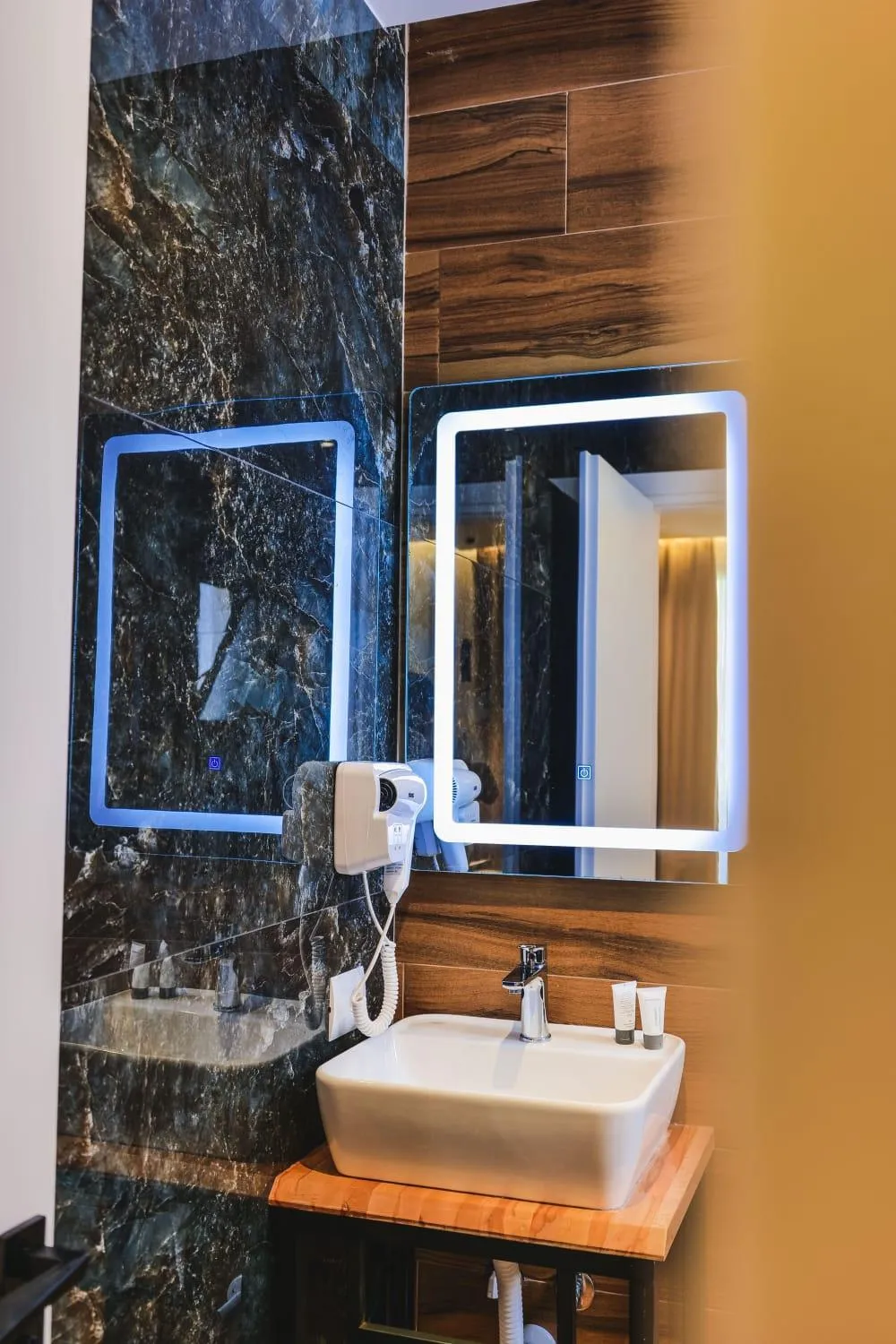 Bathroom in Hotel Havana