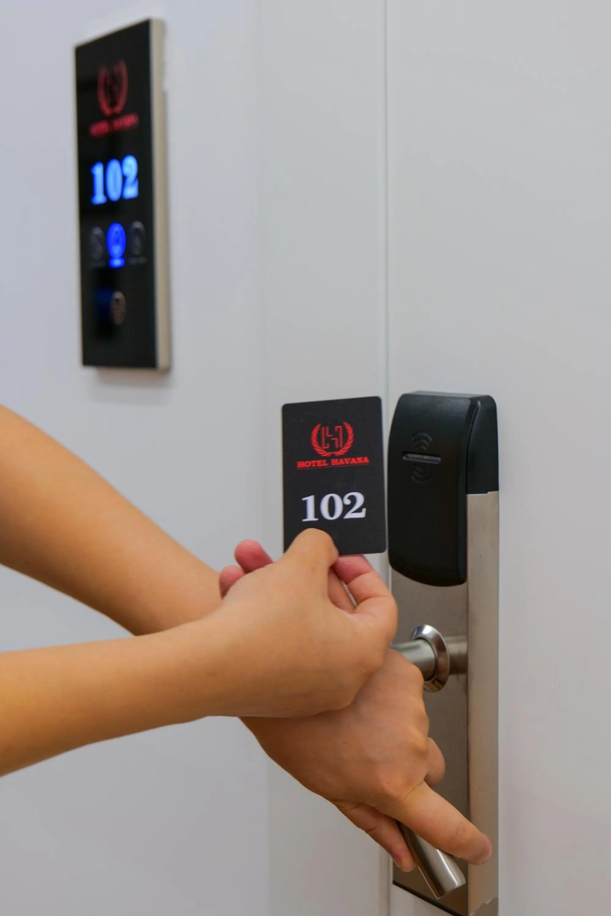 People in Hotel Havana