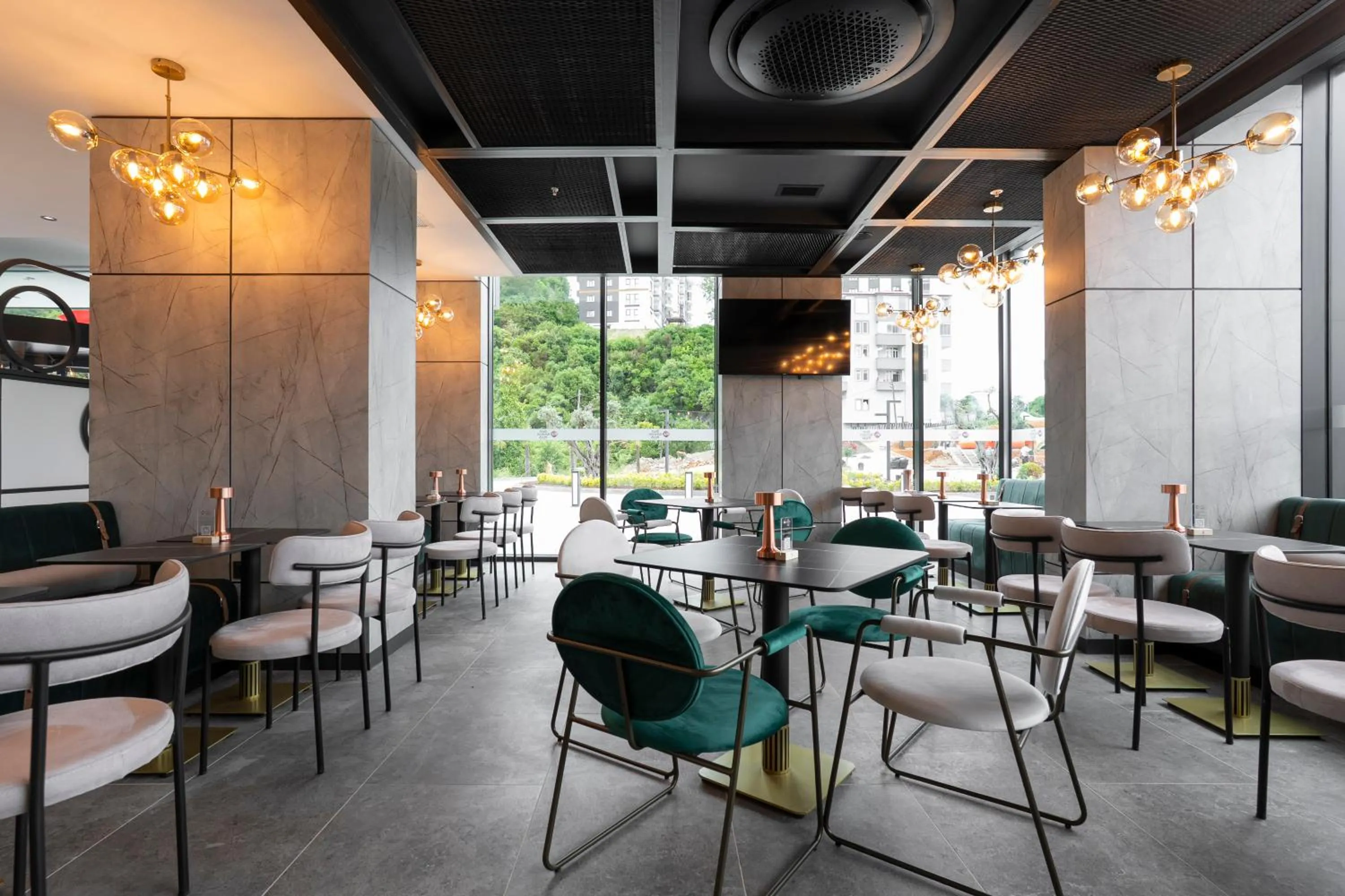 Restaurant/places to eat in Best Western Plus Trabzon