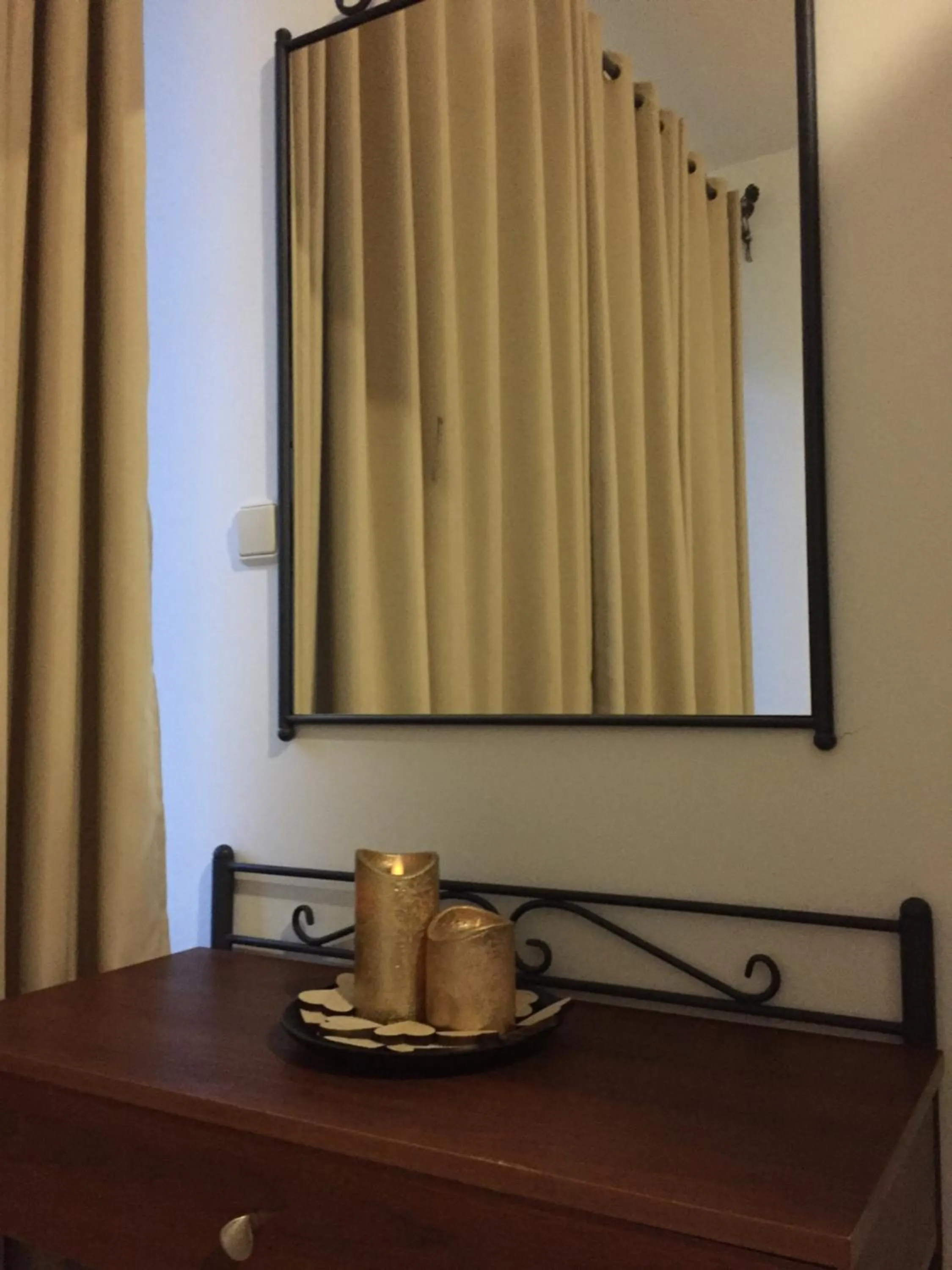 Anastasia Studios, Apartments & Suites