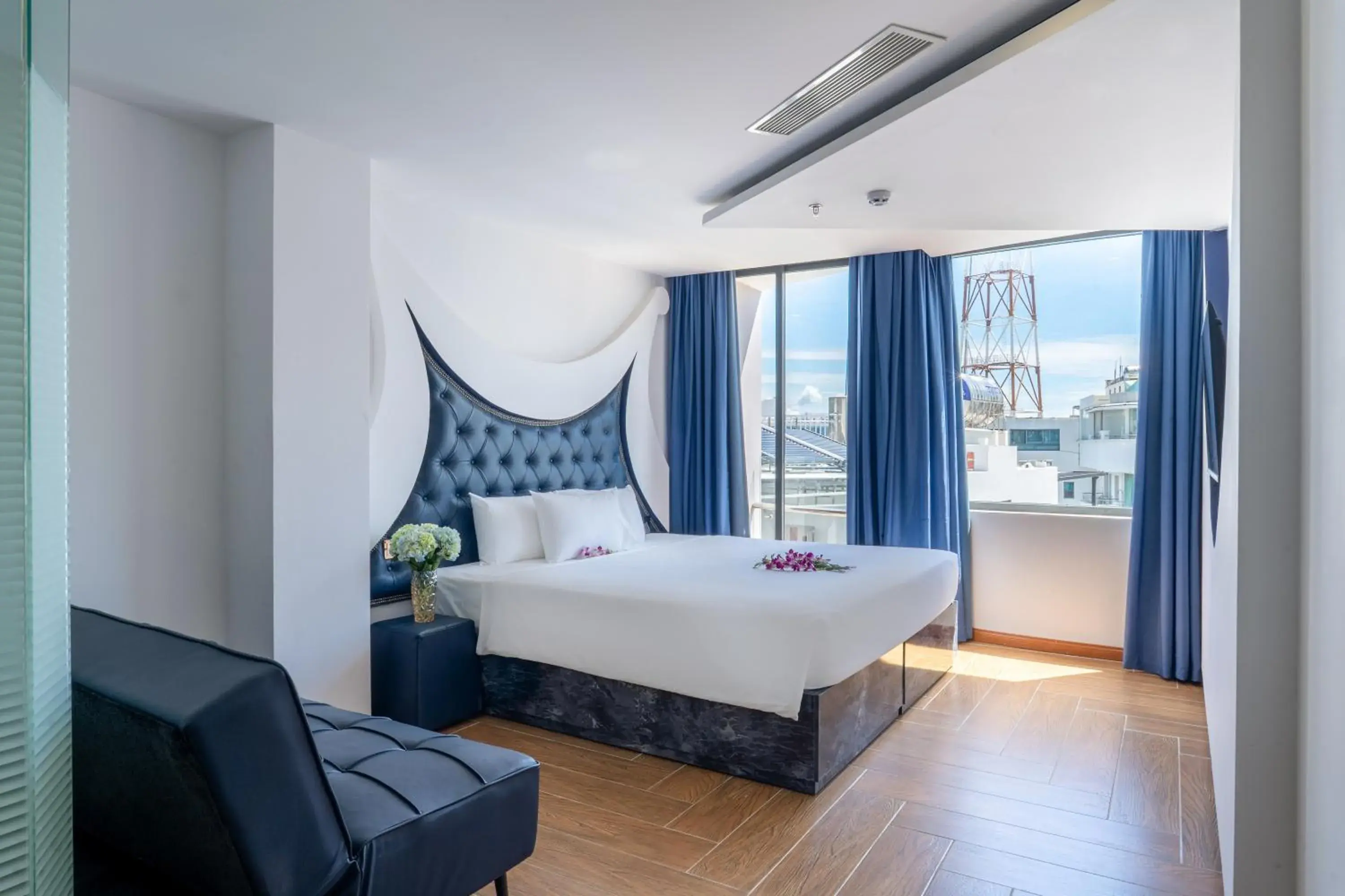 Deluxe Double or Twin Room with Sea View in W Premium Nha Trang Deluxe Double or Twin Room with Sea View in W Premium Nha Trang