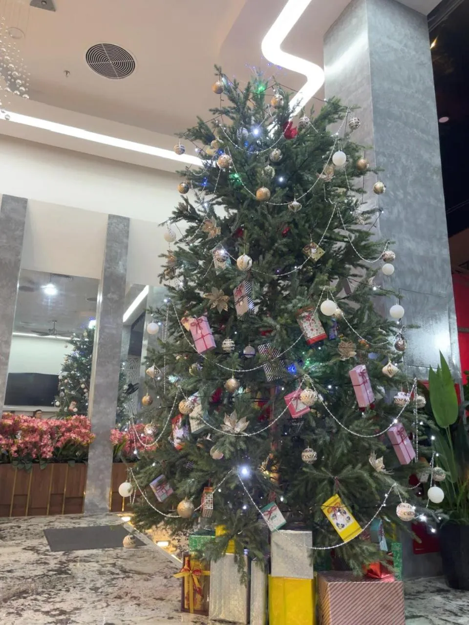 Communal lounge/ TV room in W Premium Nha Trang