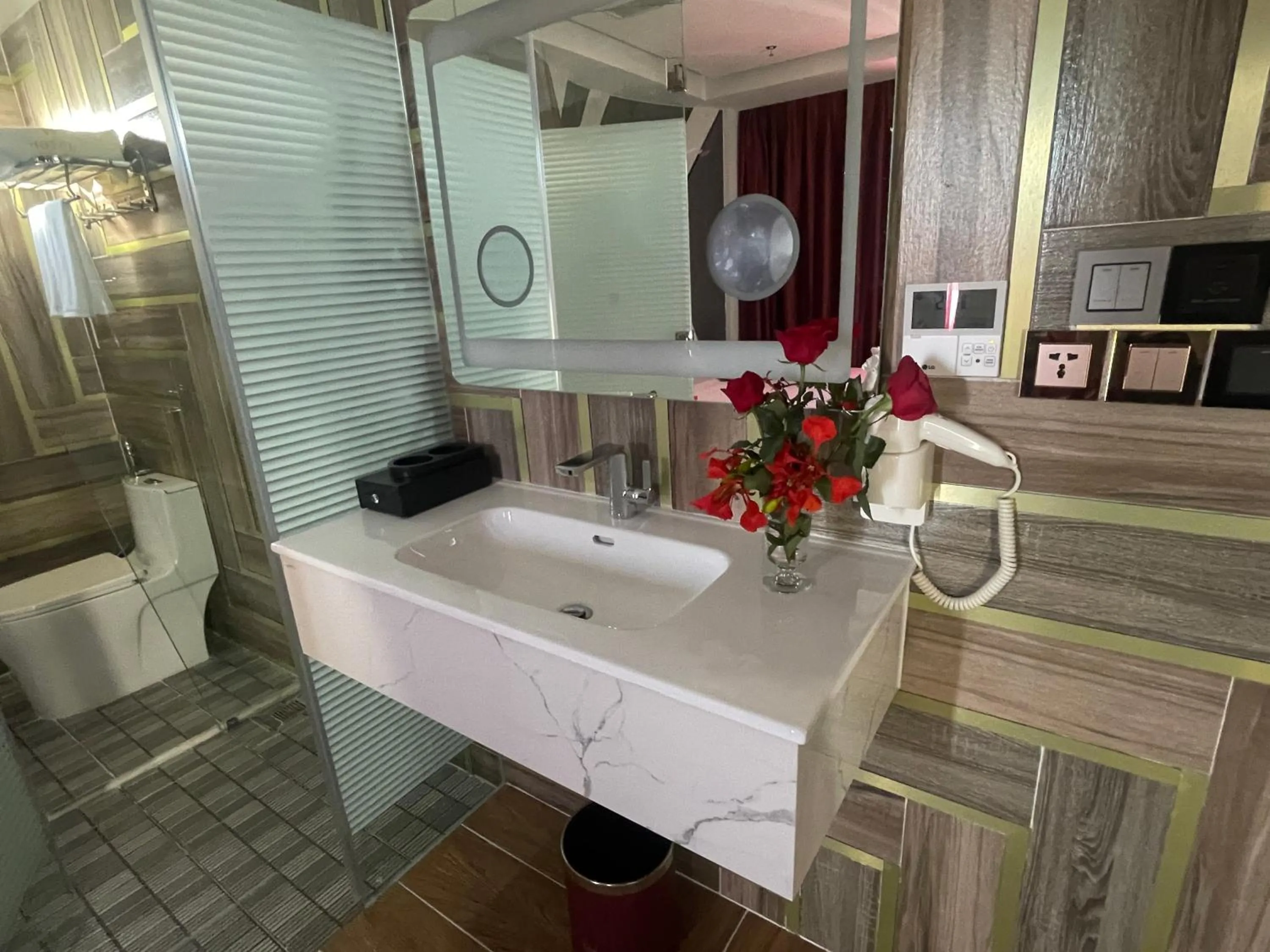 Shower in W Premium Nha Trang