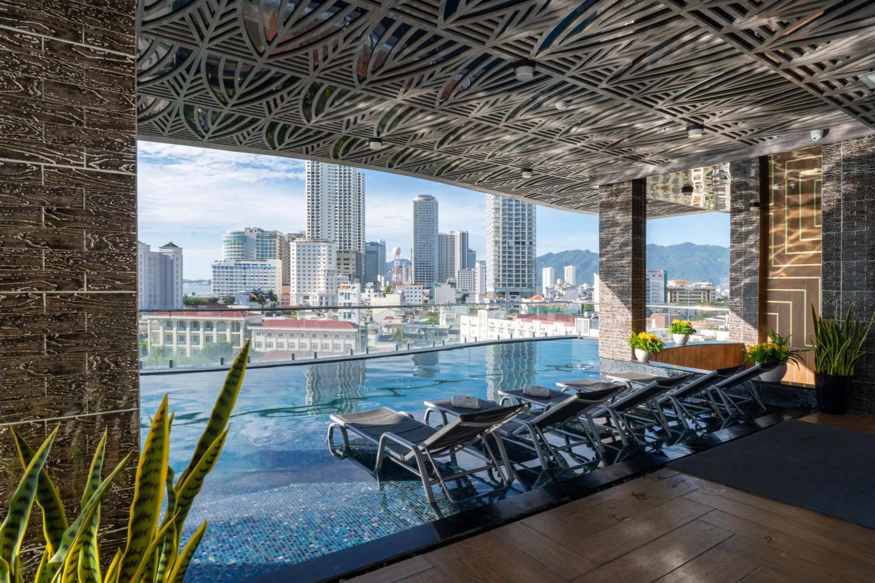 Day in W Premium Nha Trang