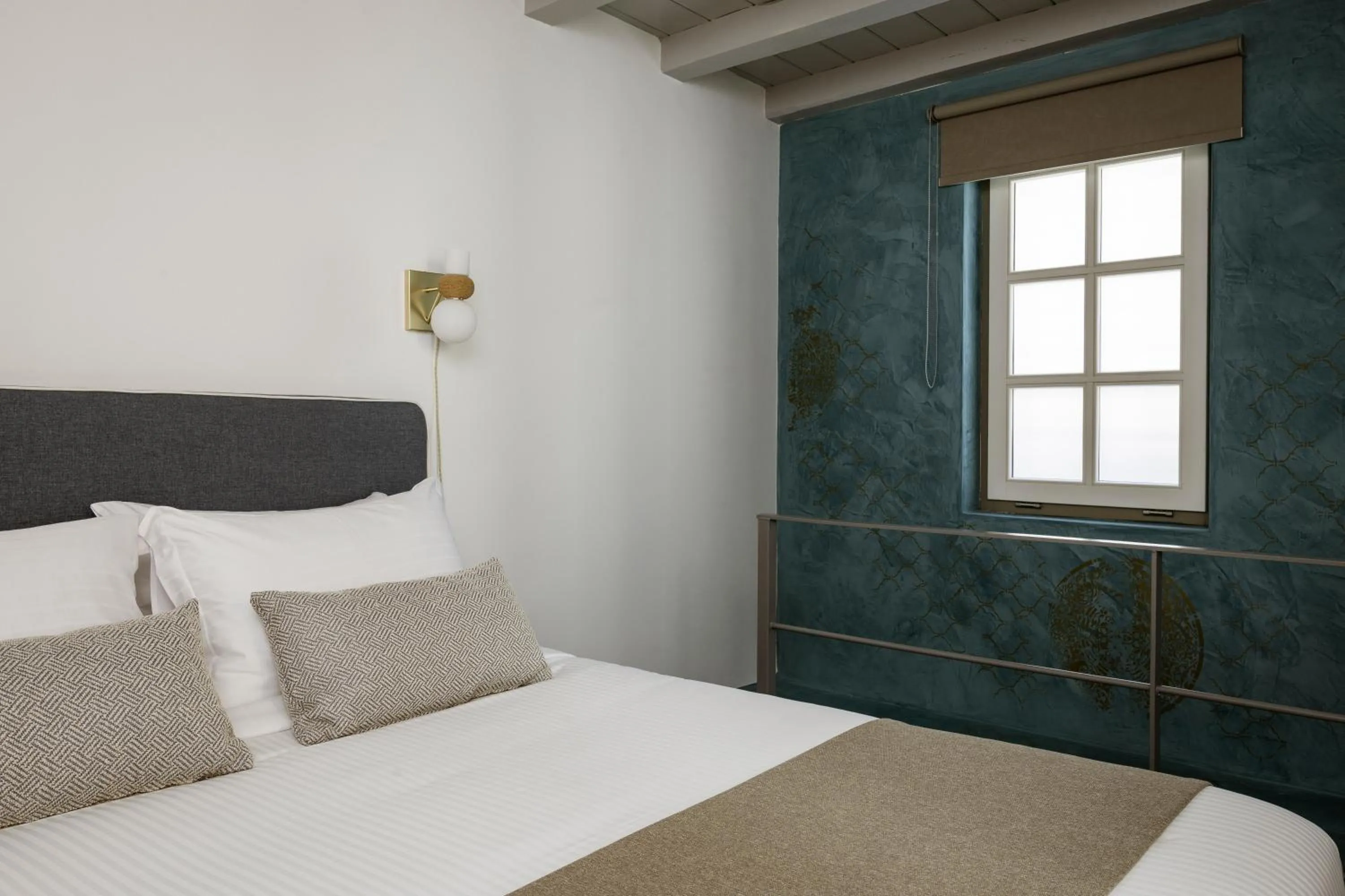 Bedroom, Bed in Alma Syros