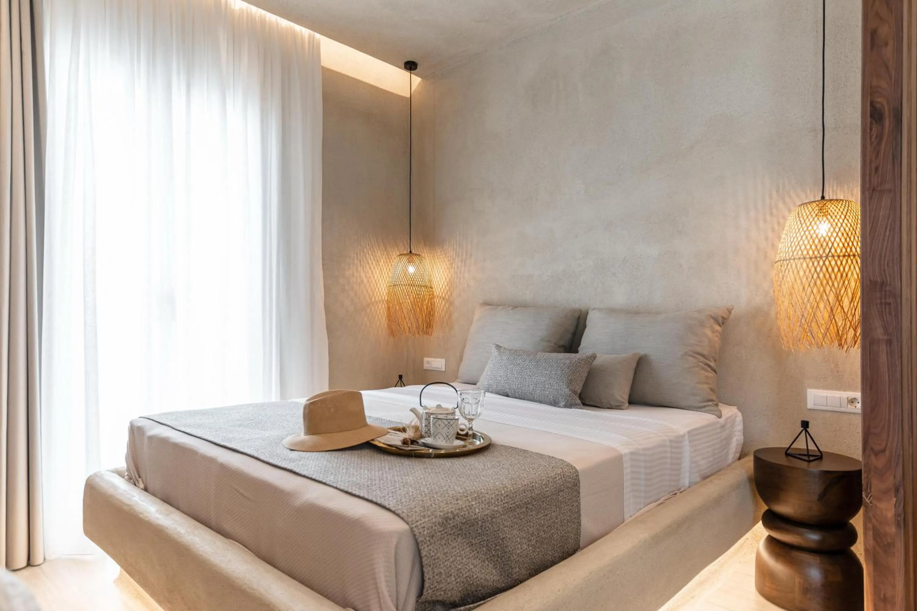 Bed in Villa Adriana Hotel