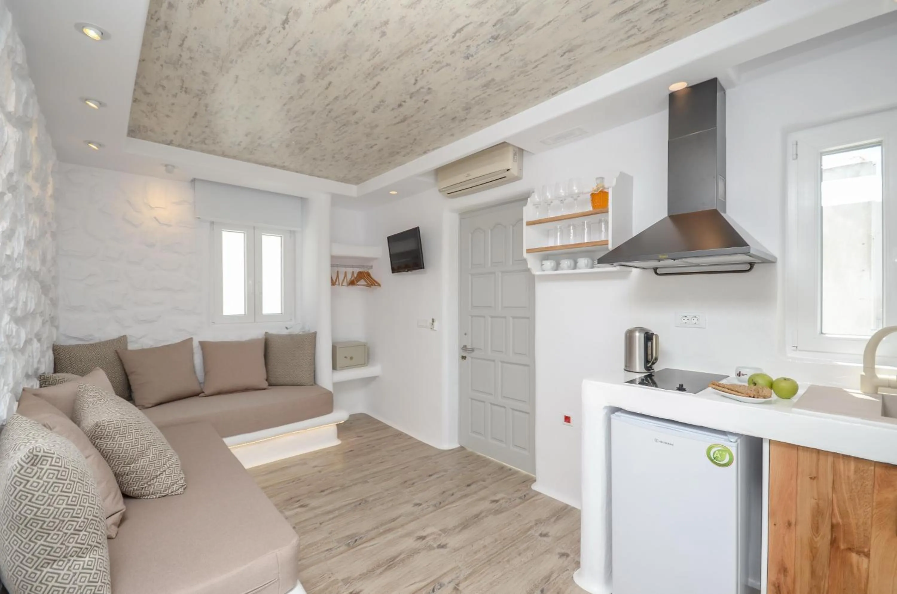 Coffee/tea facilities in Villa Adriana Hotel