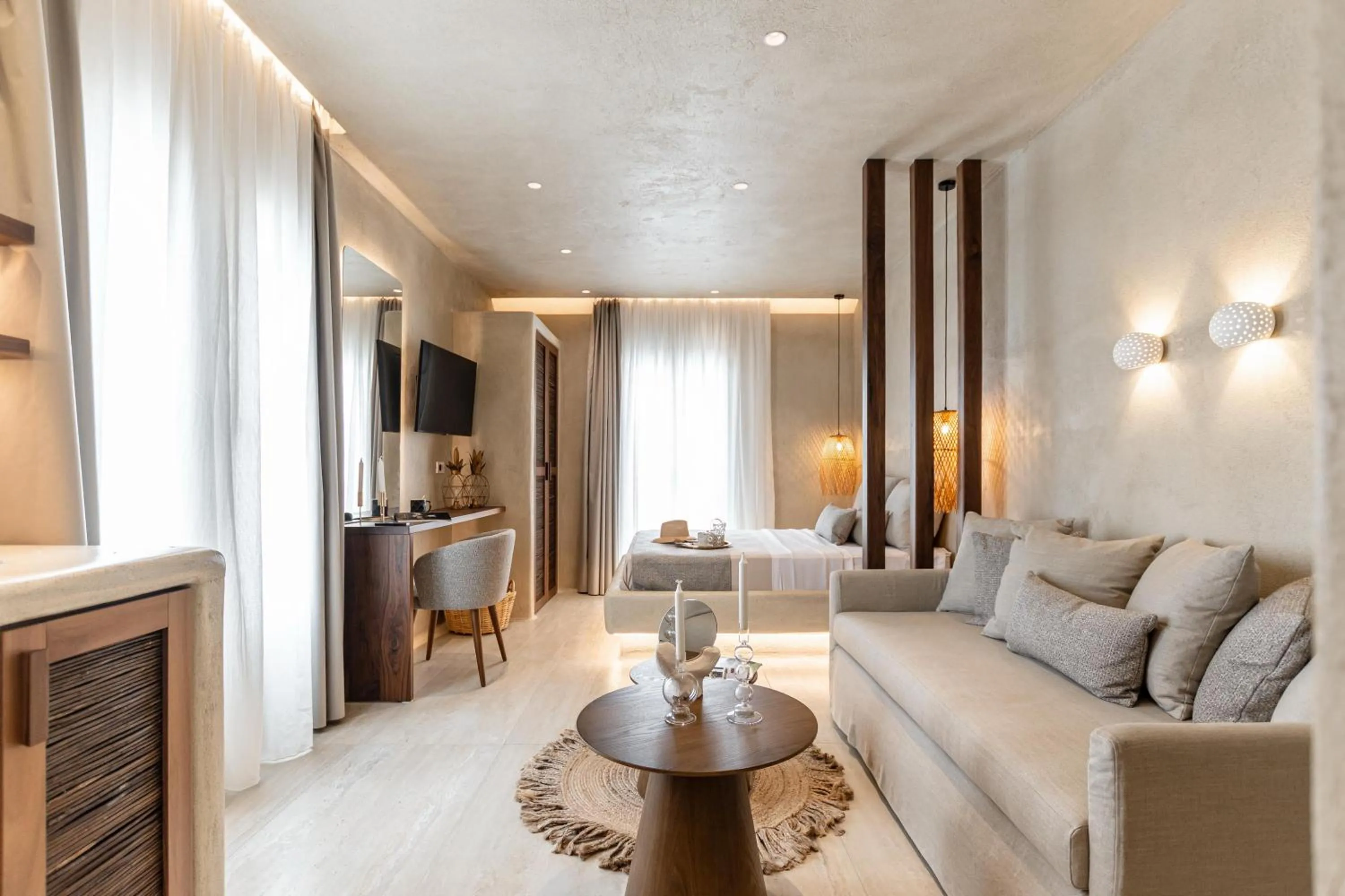 Seating area in Villa Adriana Hotel