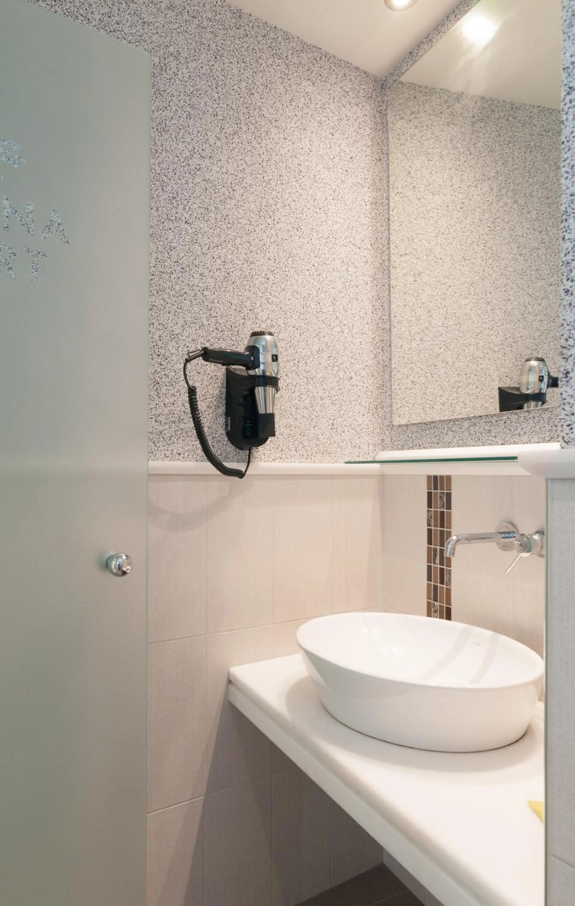 Bathroom in Villa Adriana Hotel