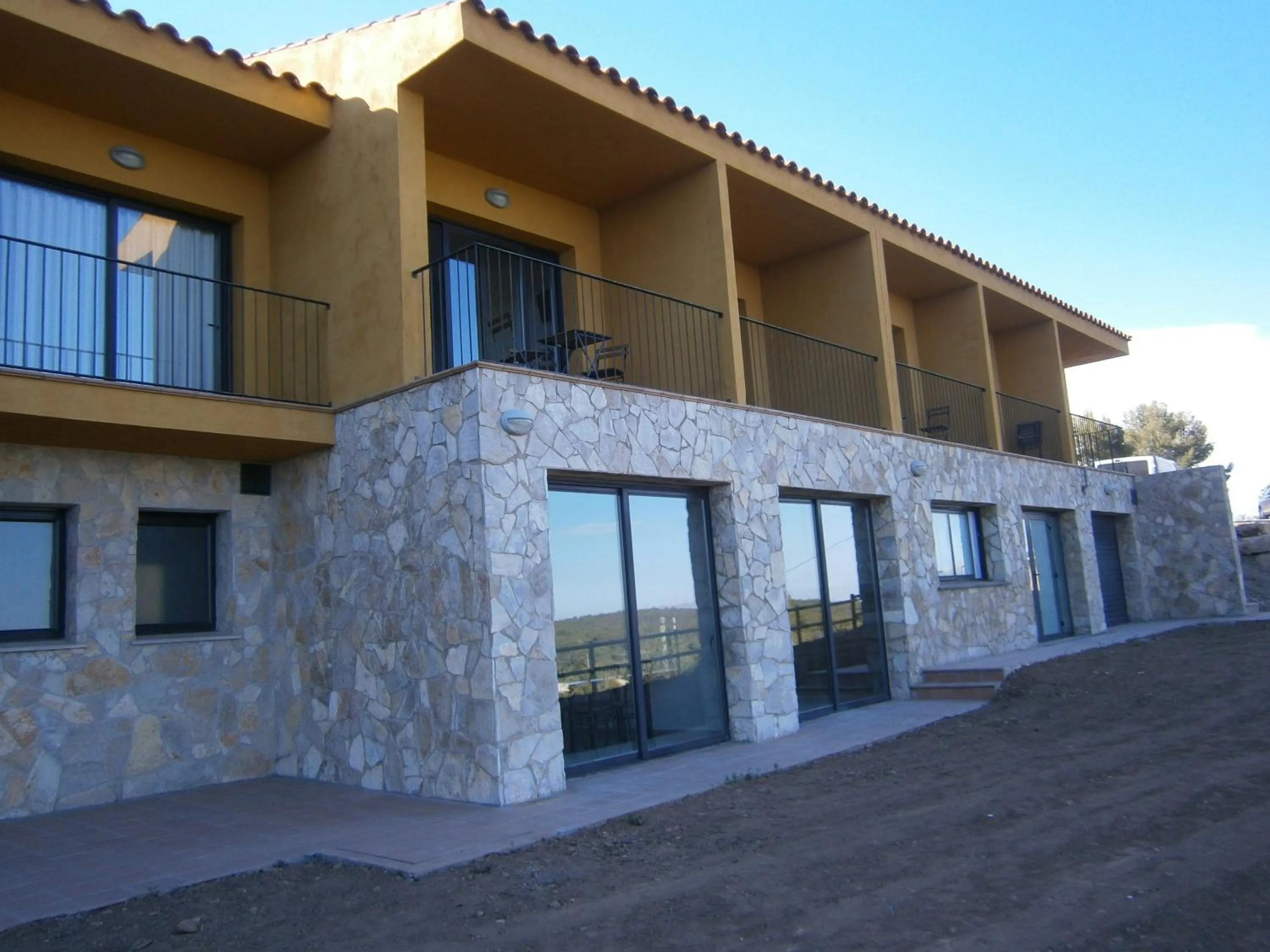 Facade/entrance in Cor De Prades