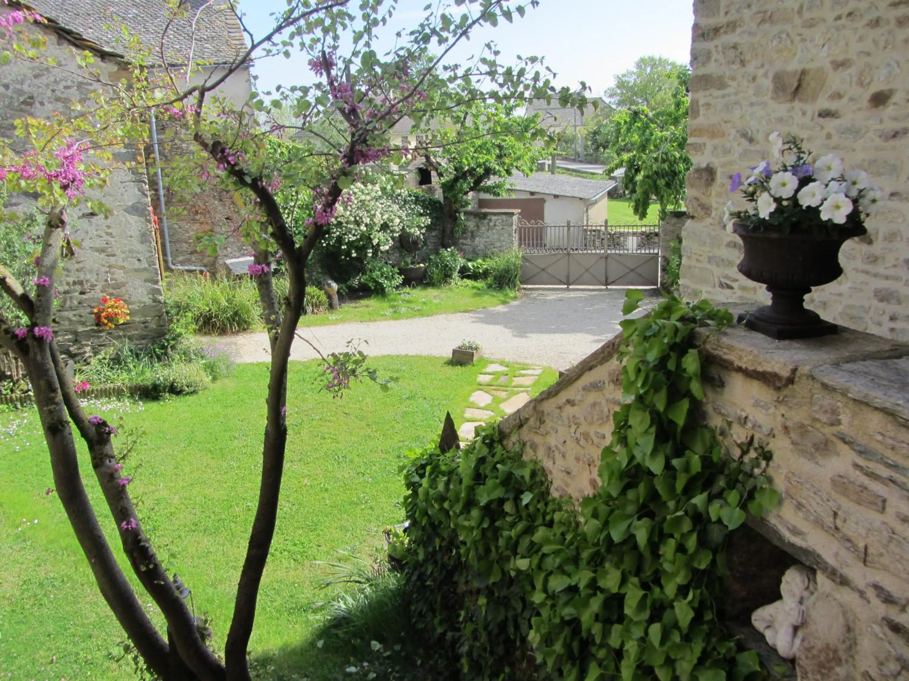 Garden in Le couvent de Jouels